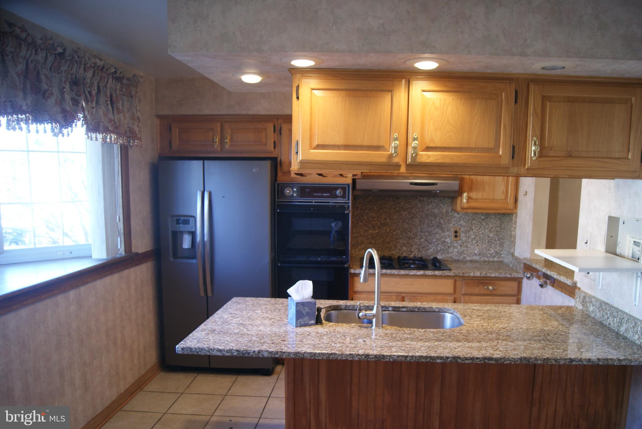 ROXBOROUGH - Residential