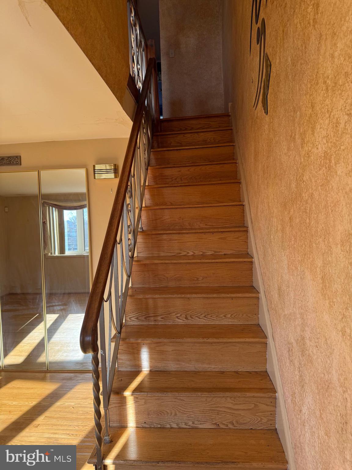 ROXBOROUGH - Residential