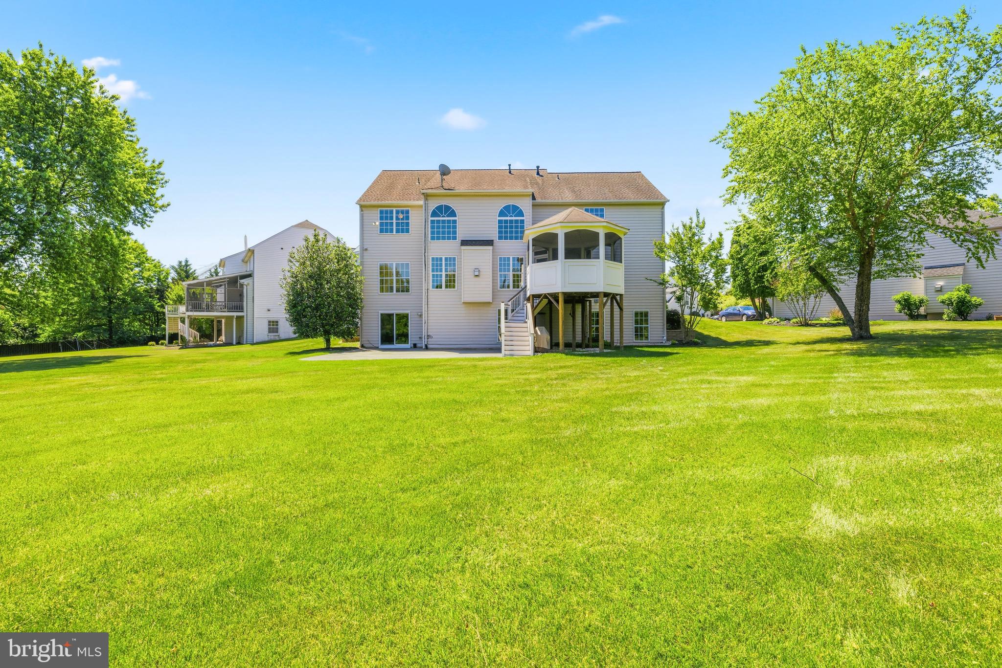 REGENCY AT ASHBURN - Residential