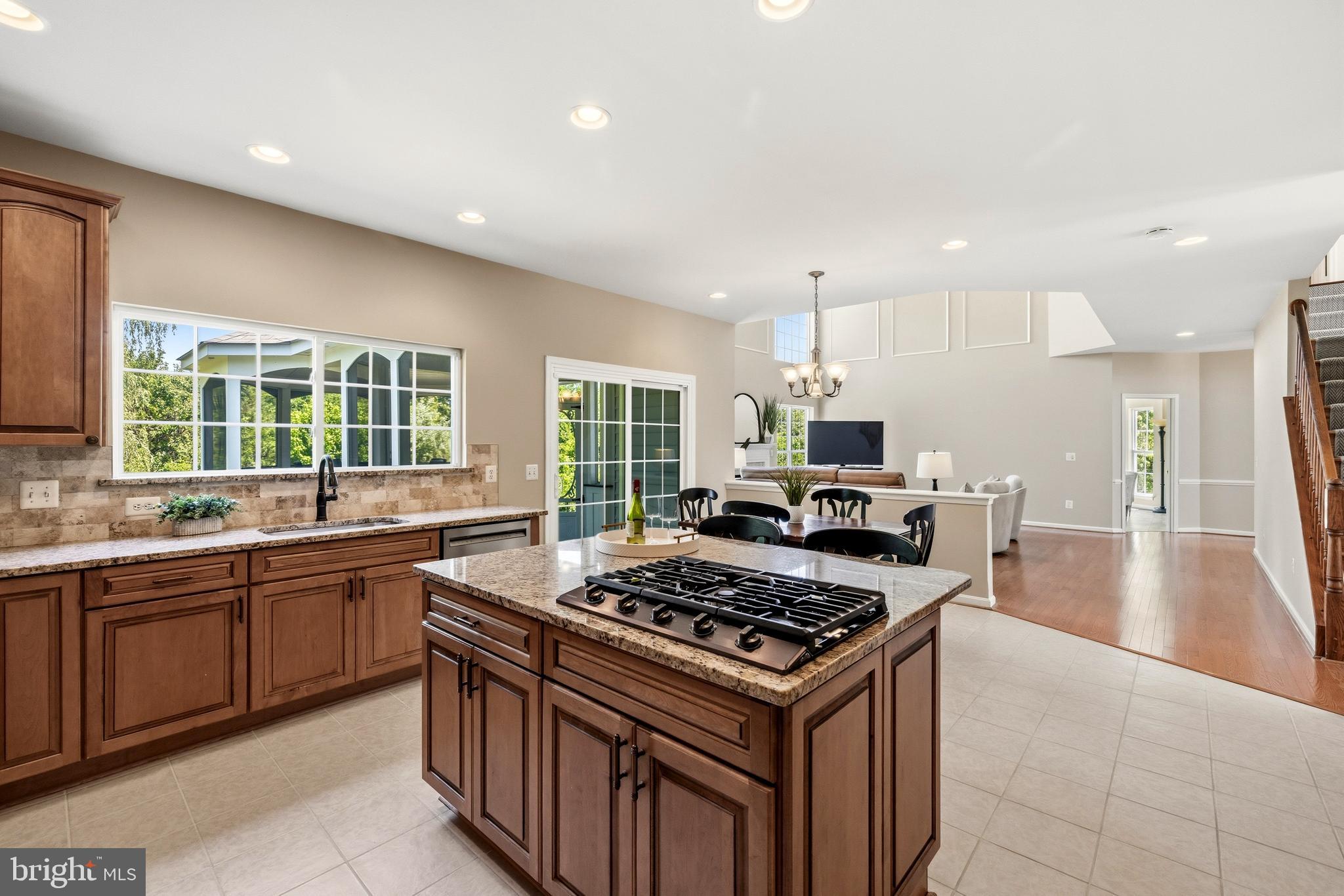 21916 BELLAIR COURT