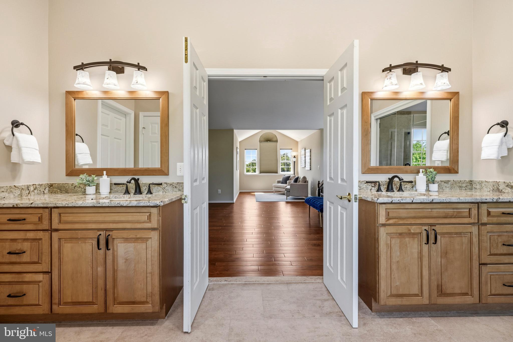 REGENCY AT ASHBURN - Residential