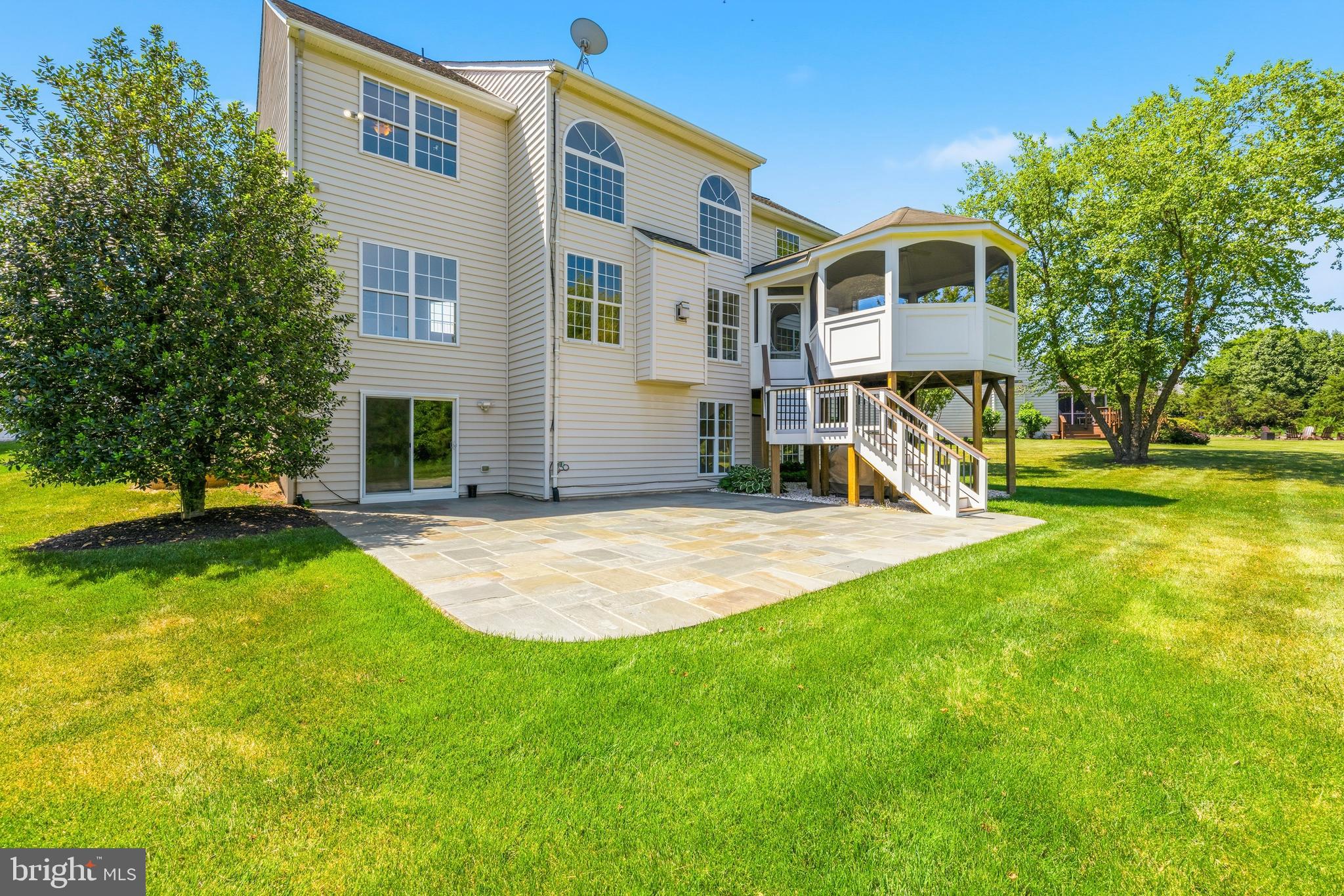 REGENCY AT ASHBURN - Residential