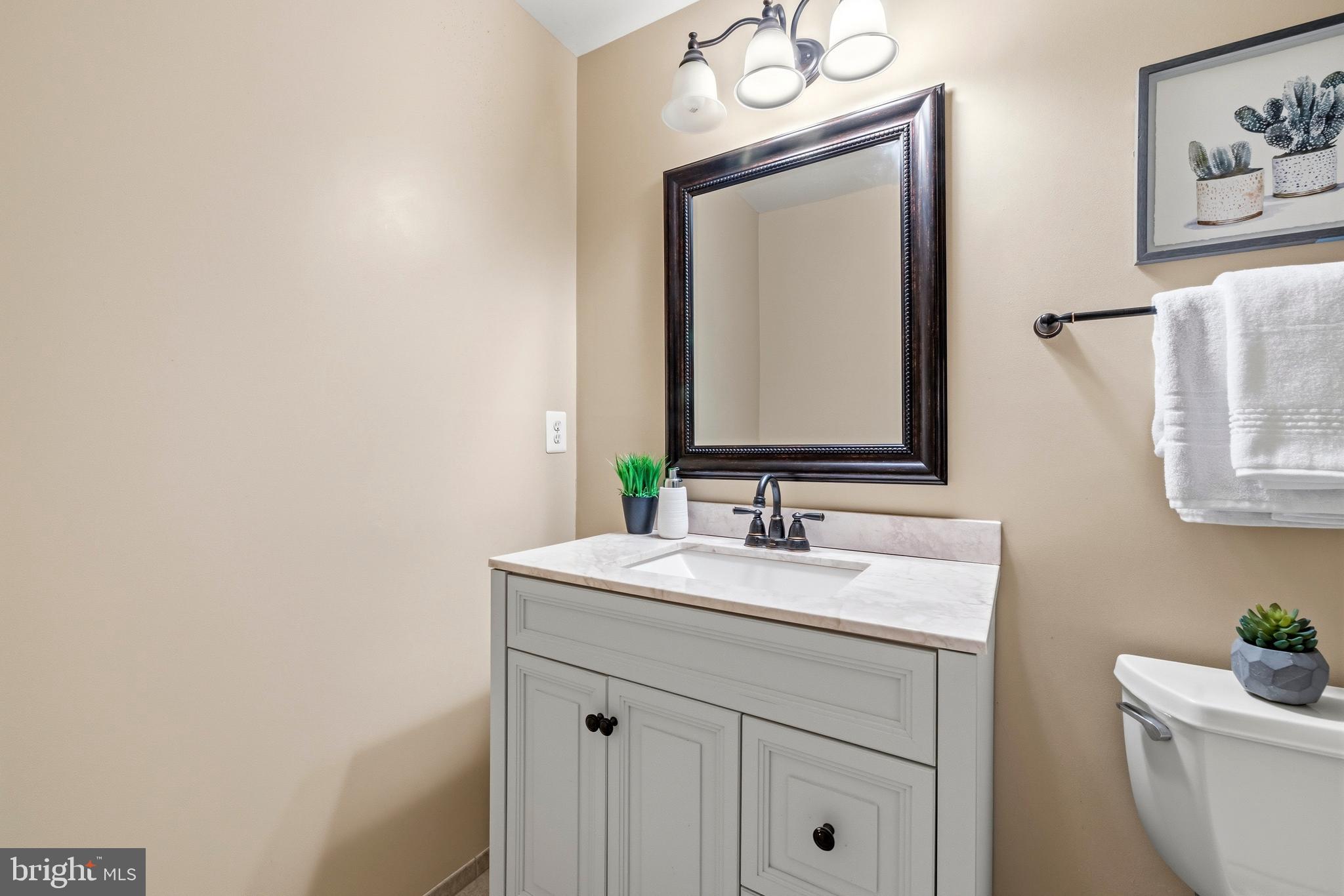 REGENCY AT ASHBURN - Residential