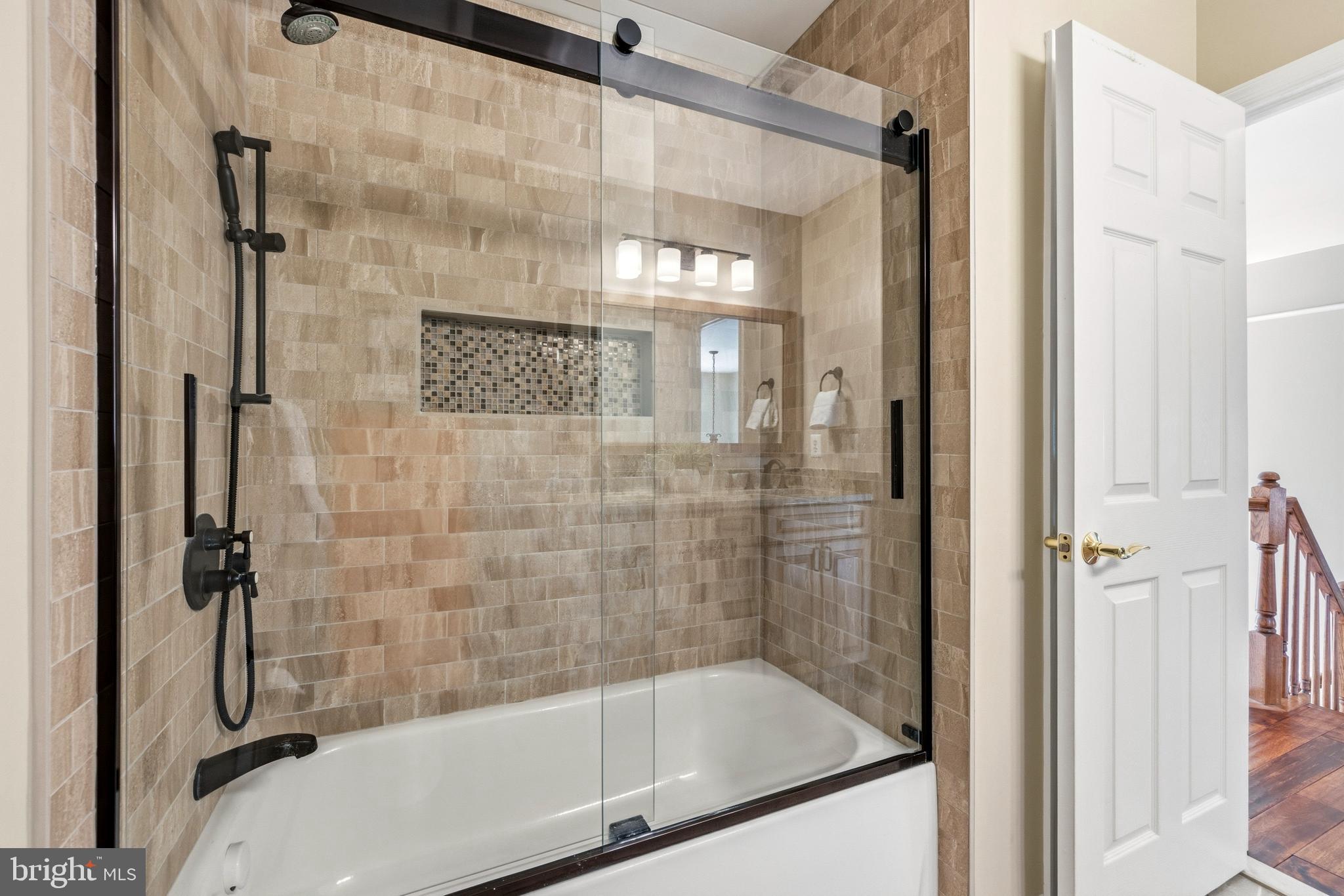 REGENCY AT ASHBURN - Residential