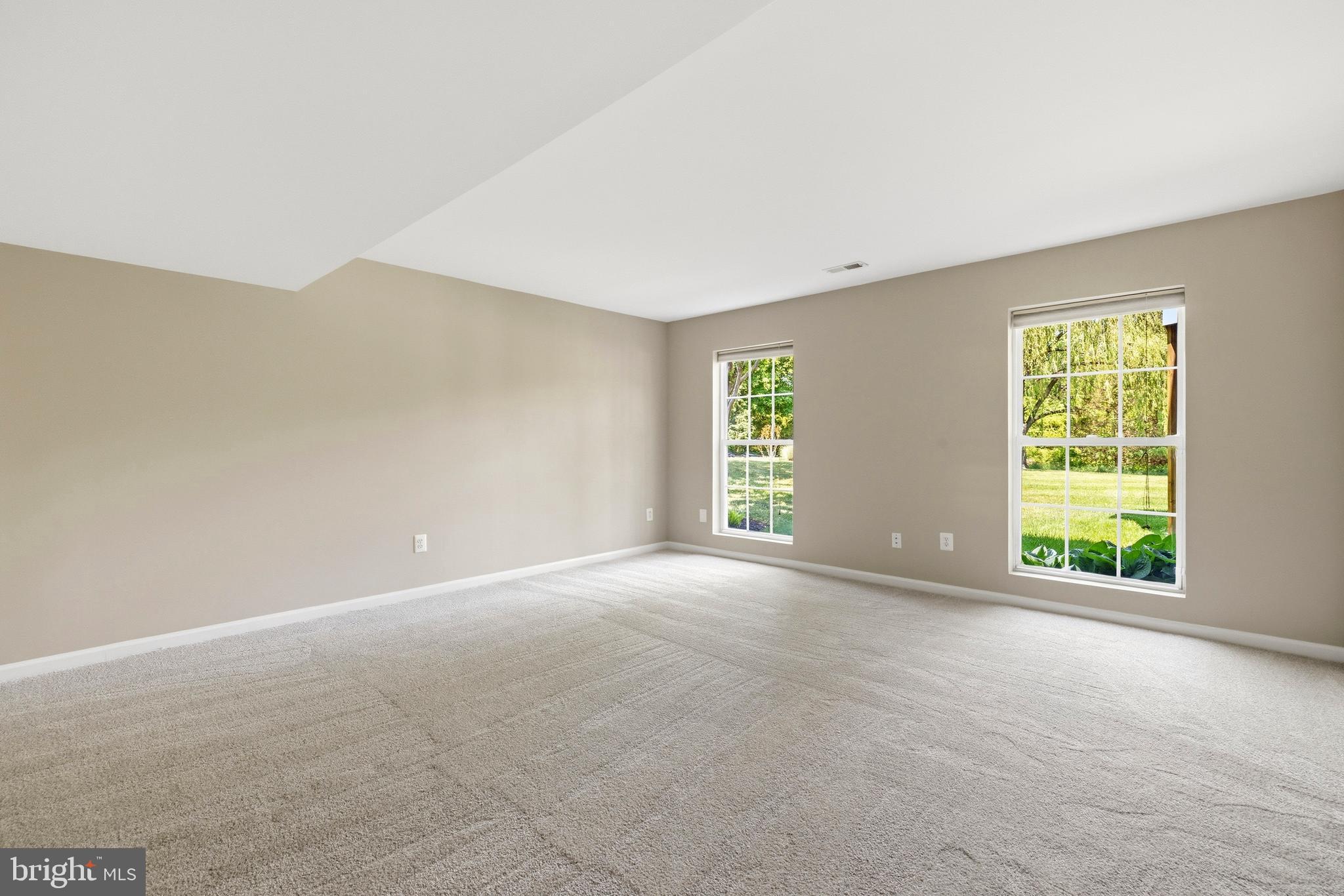 REGENCY AT ASHBURN - Residential