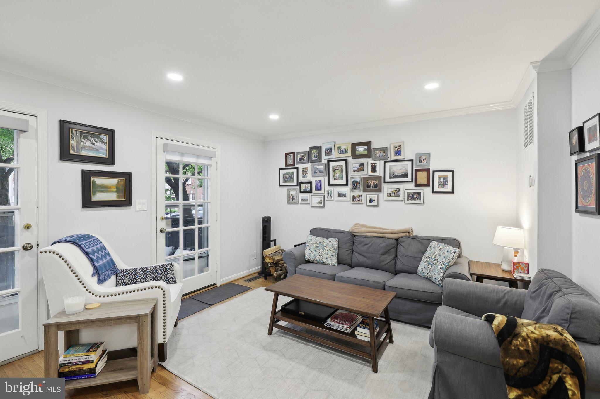 OLD TOWN STATION - Residential Lease