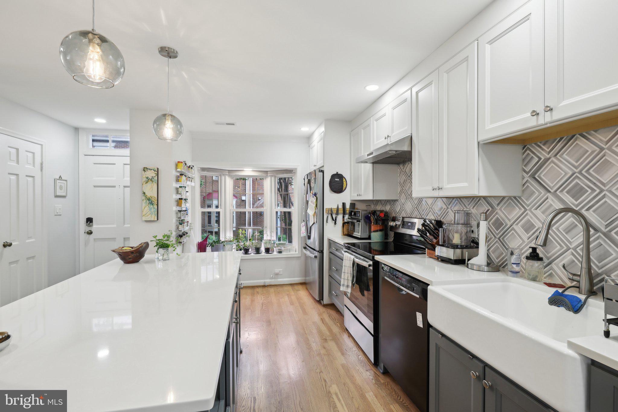 OLD TOWN STATION - Residential Lease