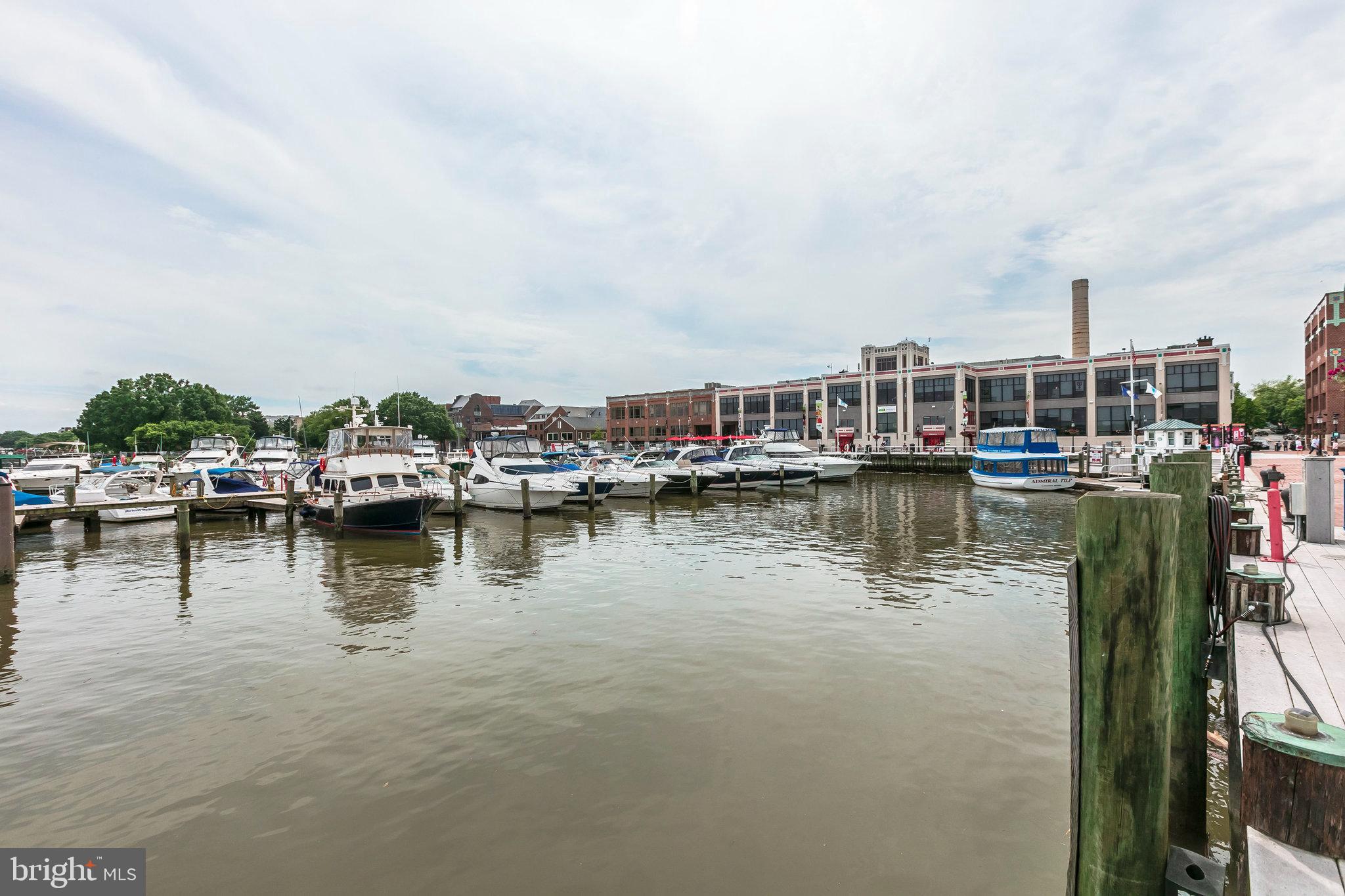 OLD TOWN STATION - Residential Lease