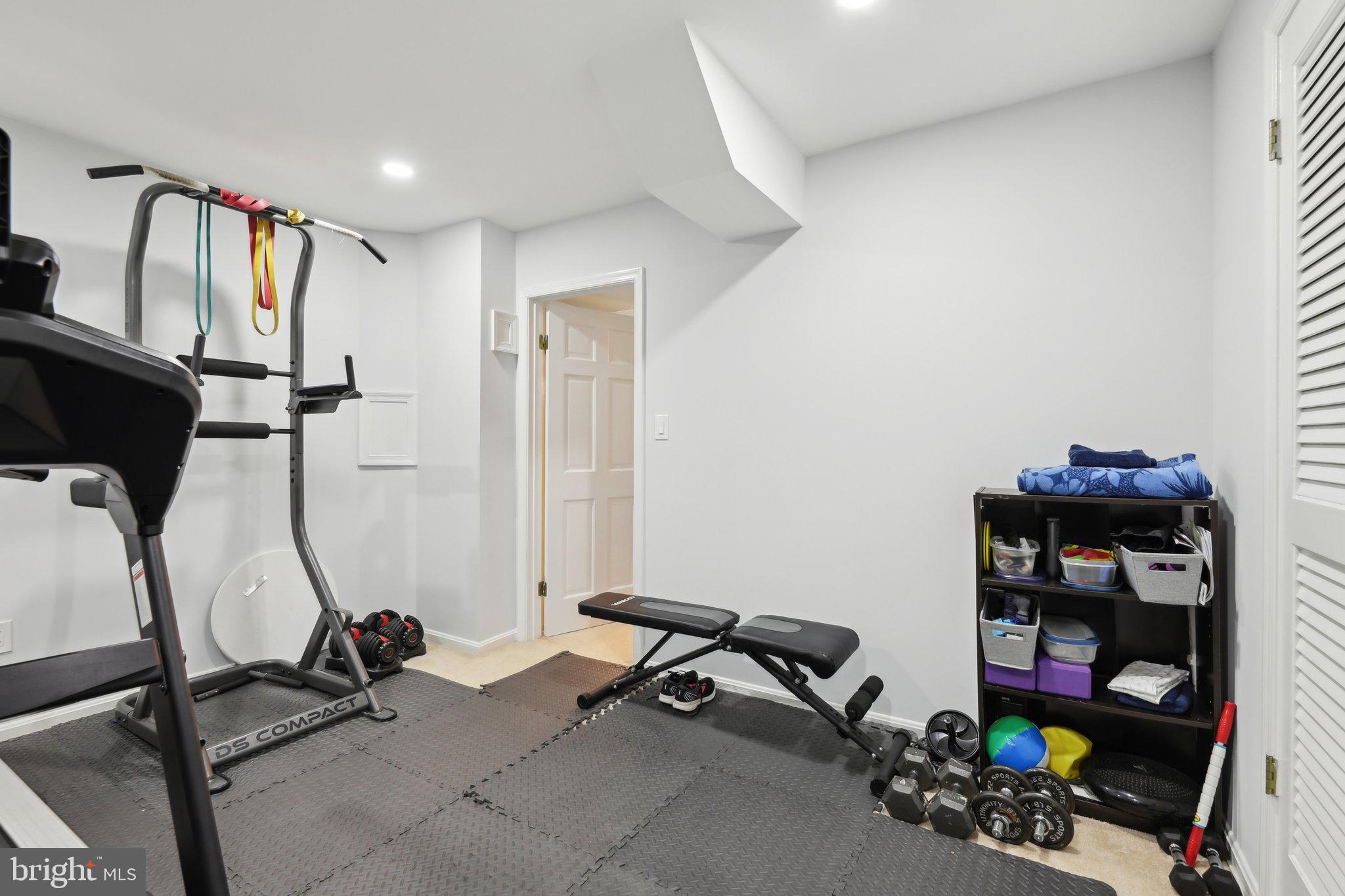 OLD TOWN STATION - Residential Lease