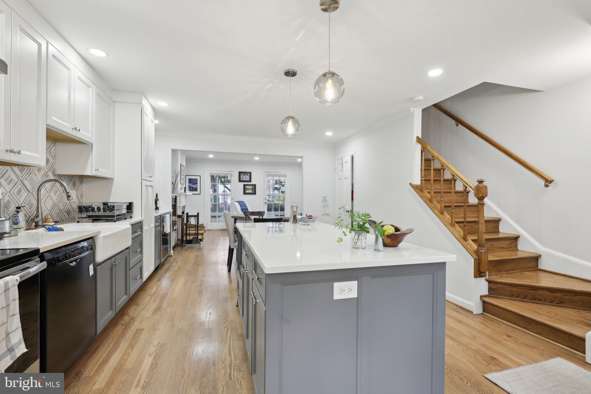 OLD TOWN STATION - Residential Lease