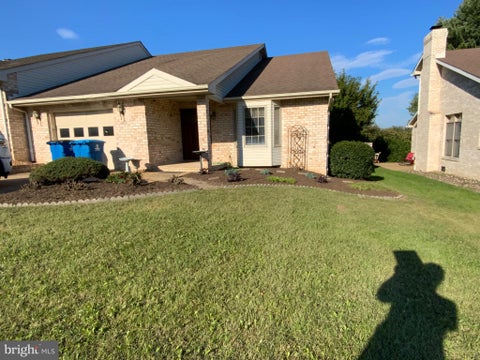 Townhouse For Rent - 148 Fairground Road<br/> WOODSTOCK, VA 22664