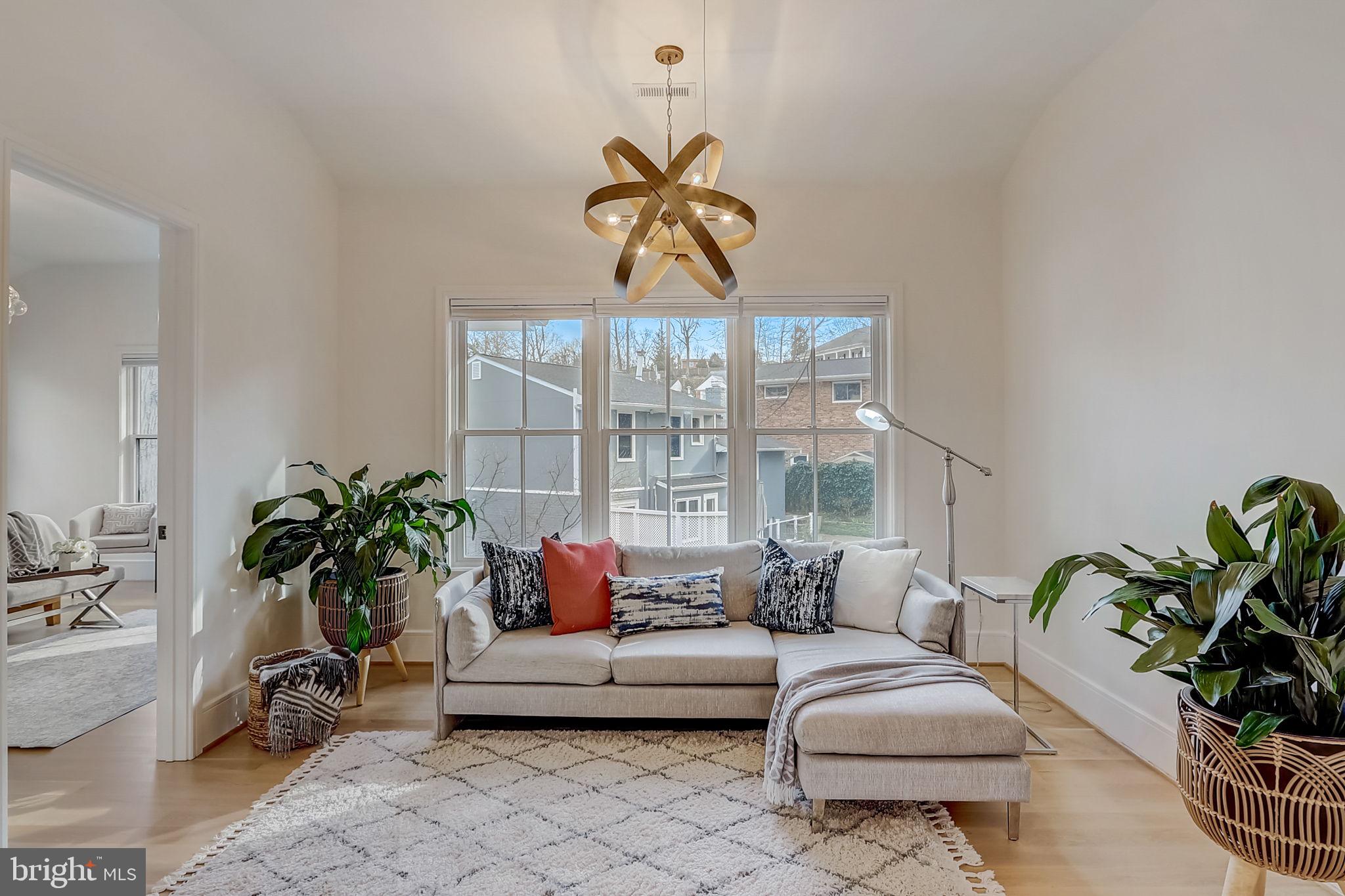 AURORA HILLS - Residential