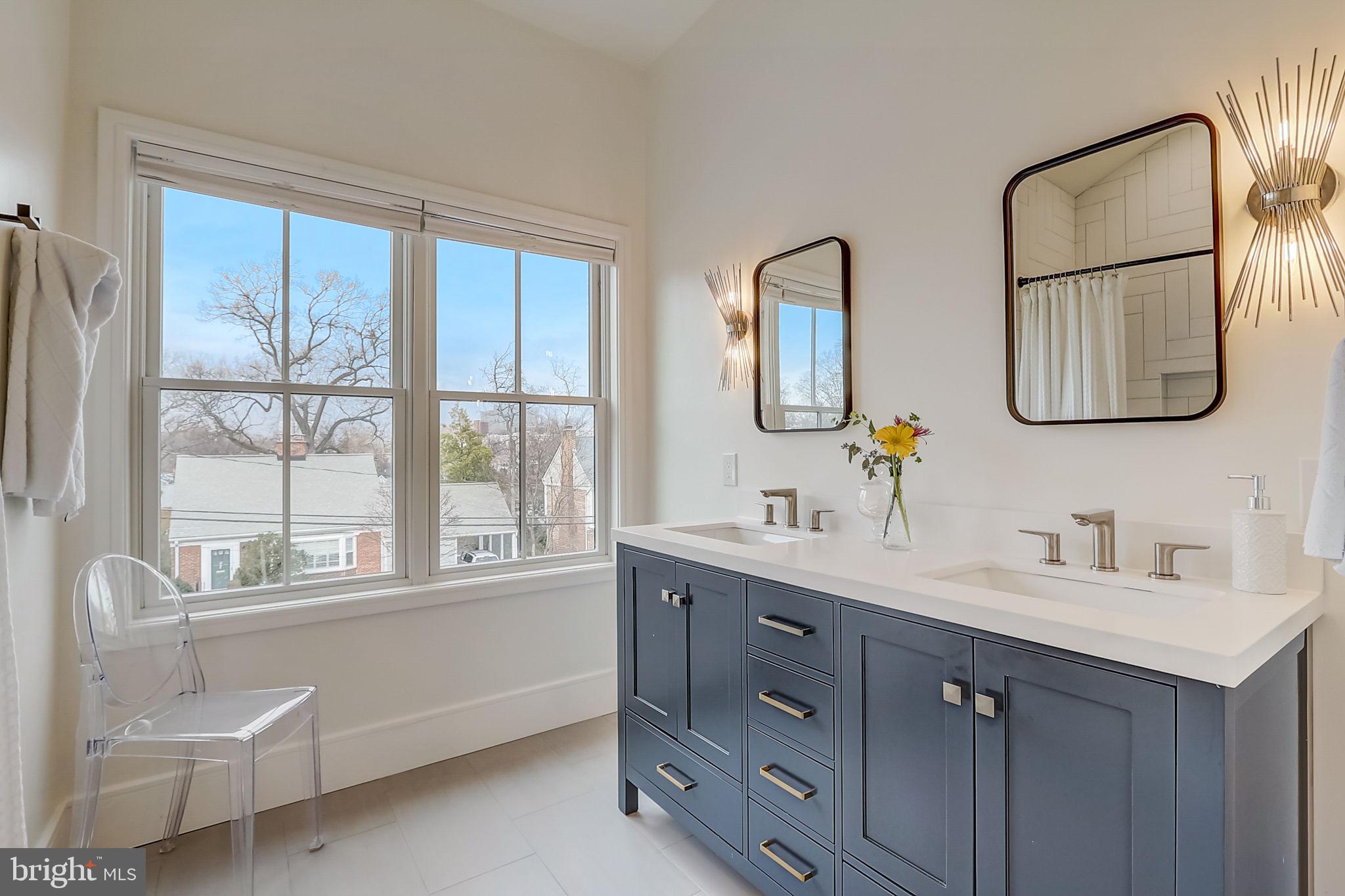 AURORA HILLS - Residential