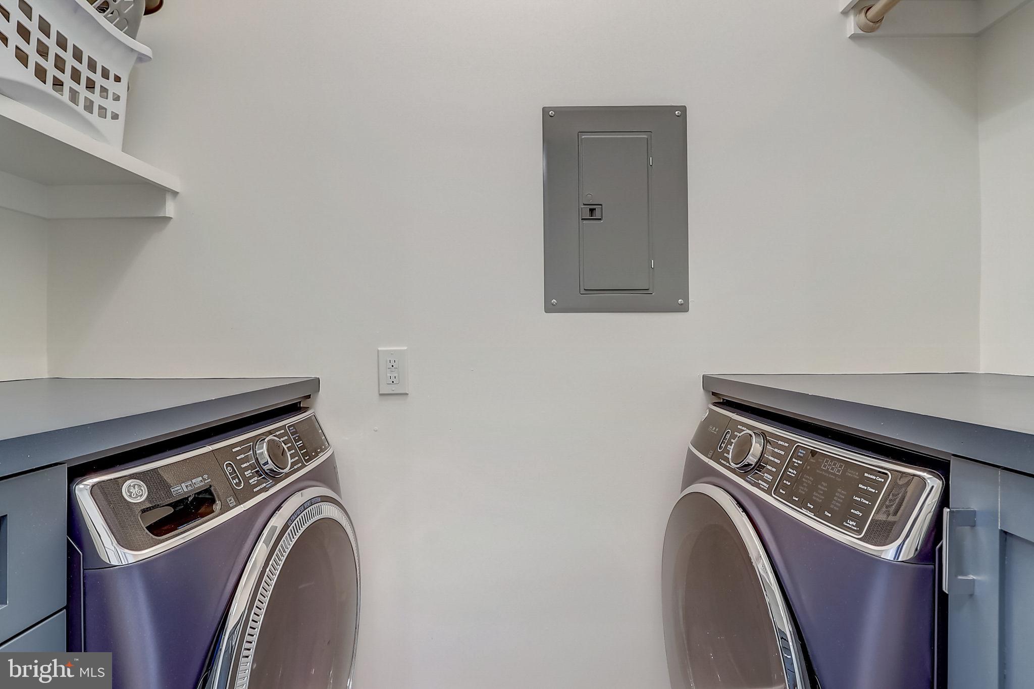 AURORA HILLS - Residential