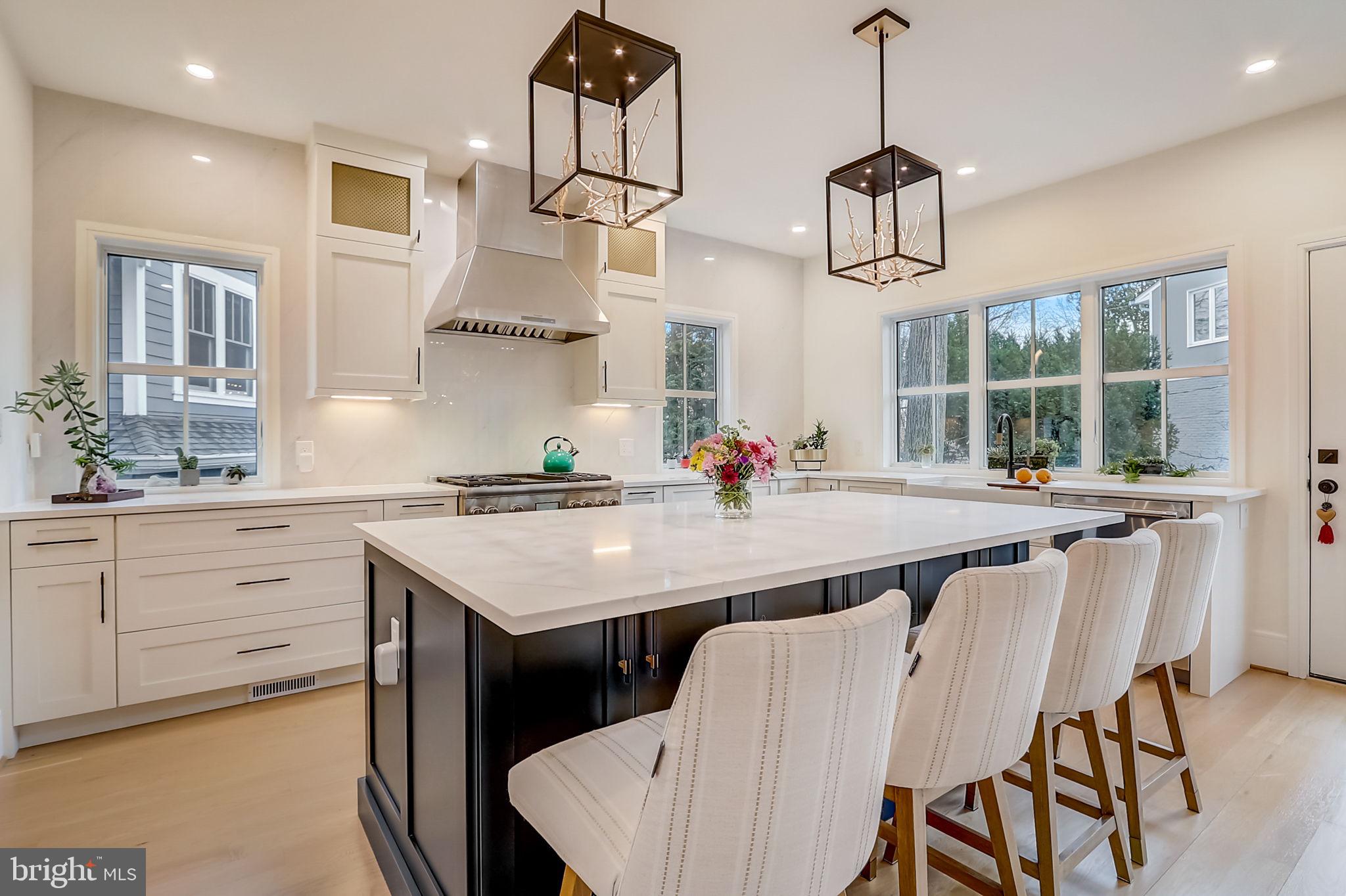 AURORA HILLS - Residential