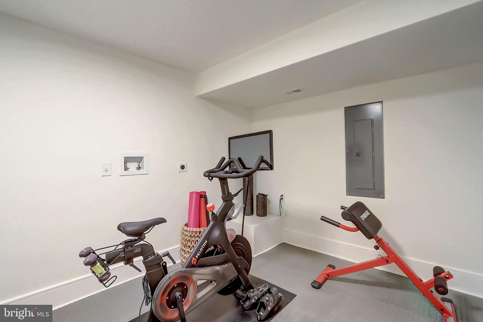 AURORA HILLS - Residential