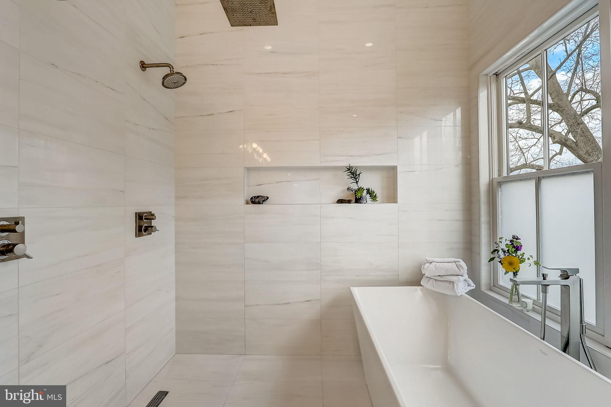 AURORA HILLS - Residential