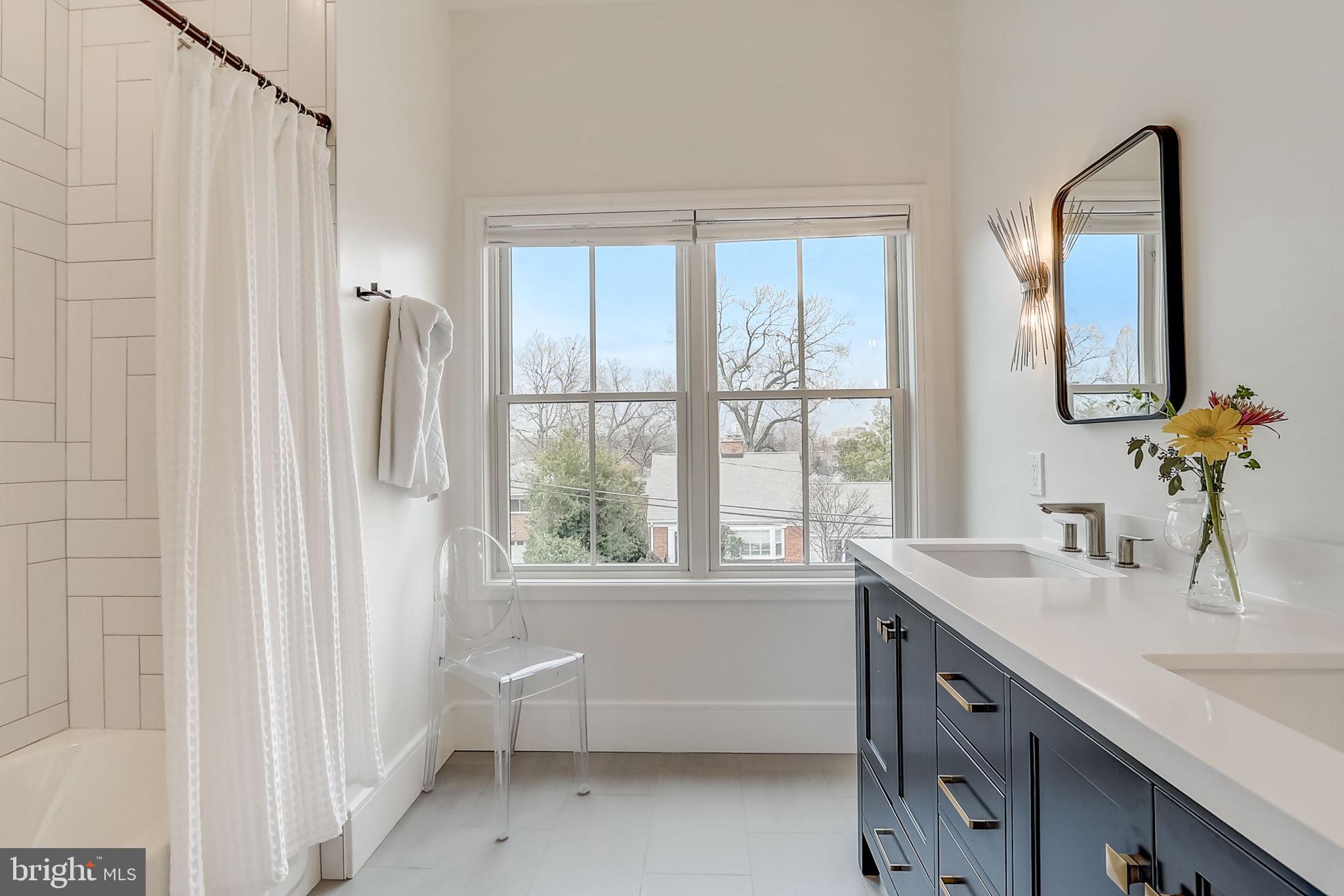 AURORA HILLS - Residential