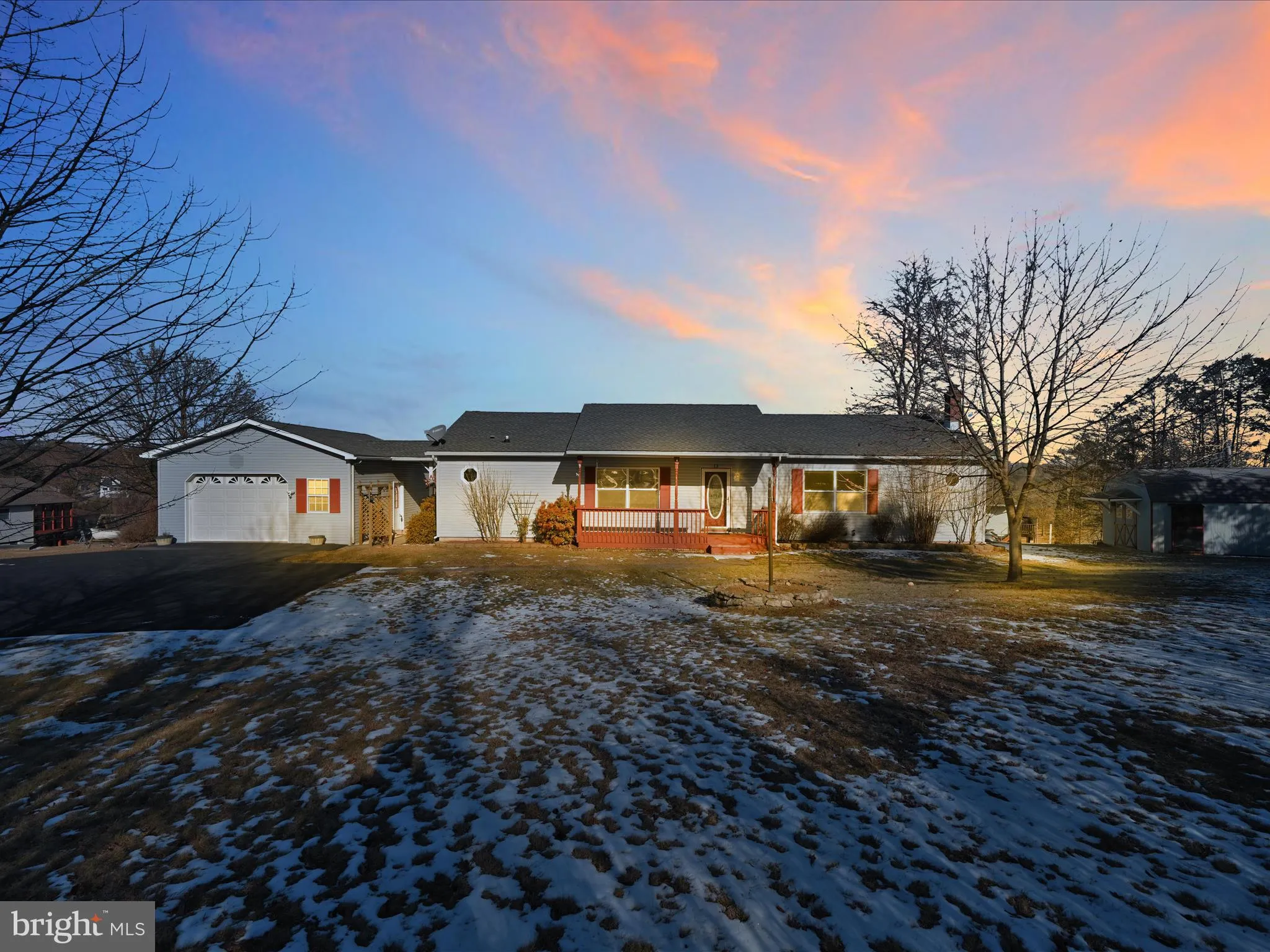 Auburn, Pennsylvania 17922, United States, 3 Bedrooms Bedrooms, ,2 BathroomsBathrooms,Residential,Pending,18242