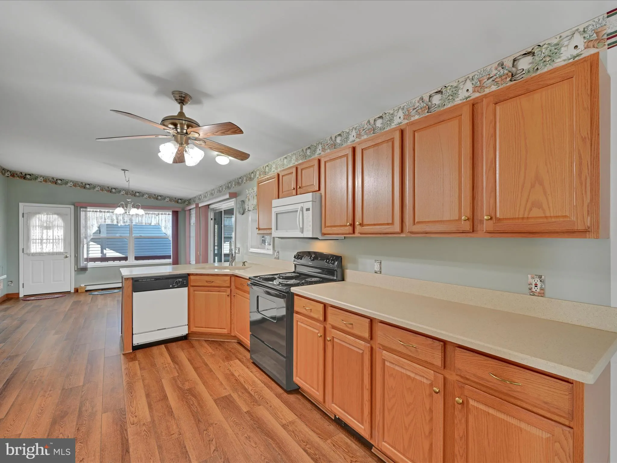 Auburn, Pennsylvania 17922, United States, 3 Bedrooms Bedrooms, ,2 BathroomsBathrooms,Residential,Pending,18242