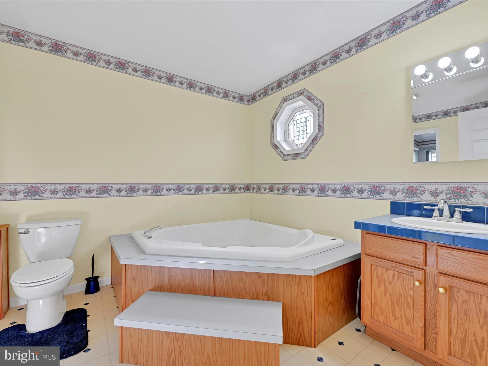 Auburn, Pennsylvania 17922, United States, 3 Bedrooms Bedrooms, ,2 BathroomsBathrooms,Residential,Pending,18242