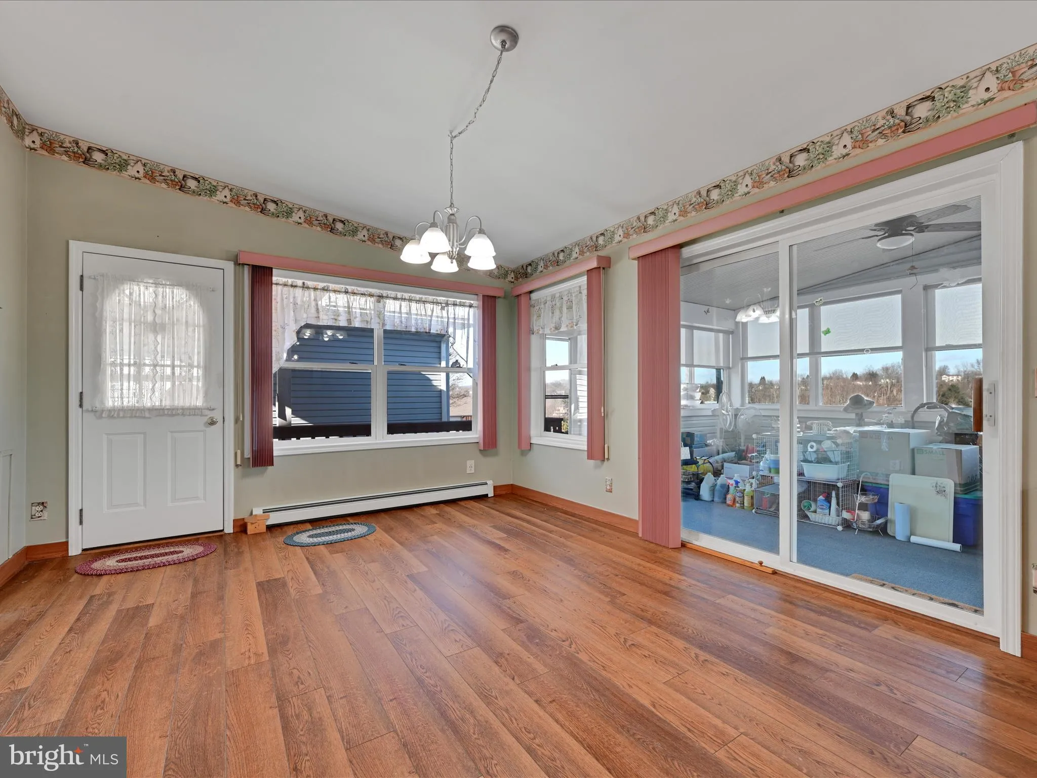 Auburn, Pennsylvania 17922, United States, 3 Bedrooms Bedrooms, ,2 BathroomsBathrooms,Residential,Pending,18242