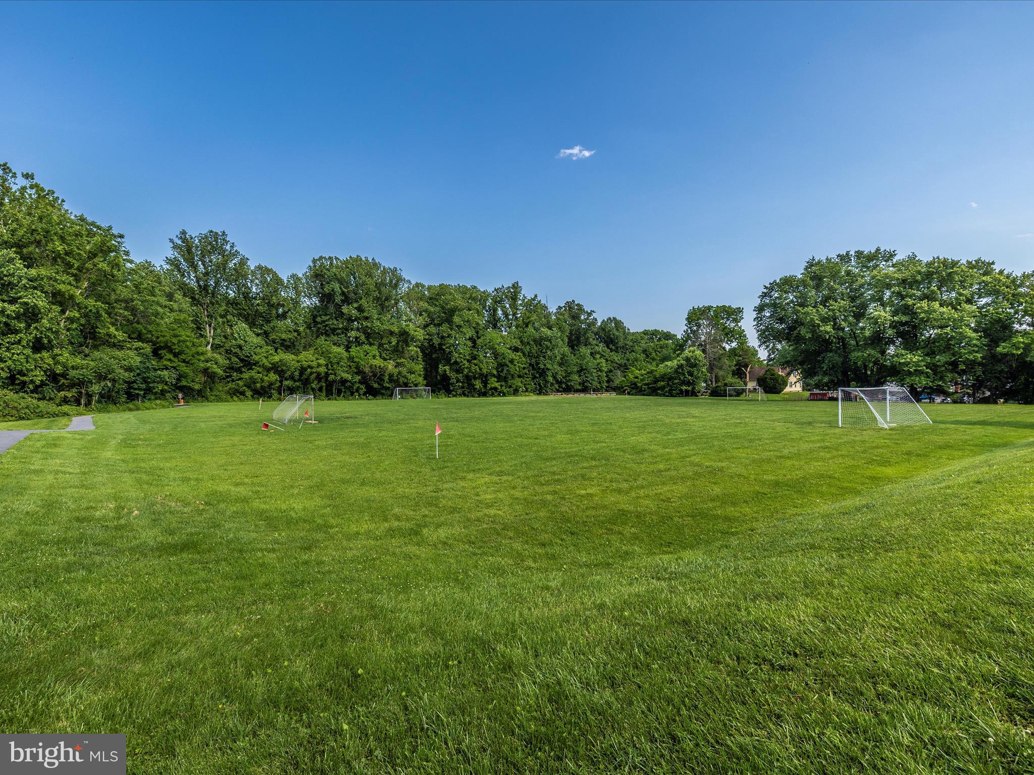 POTOMAC VILLAGE - Residential