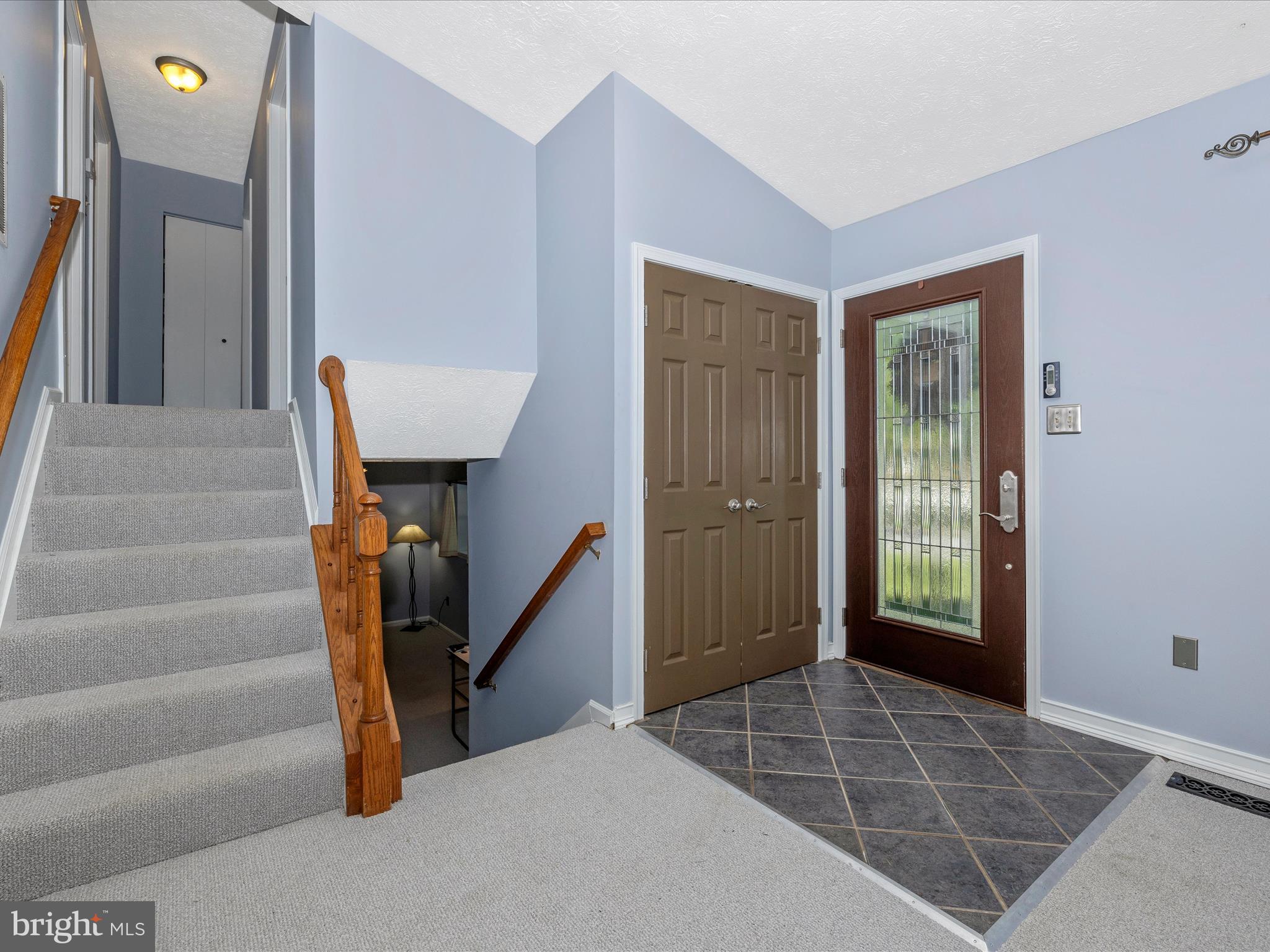 POTOMAC VILLAGE - Residential