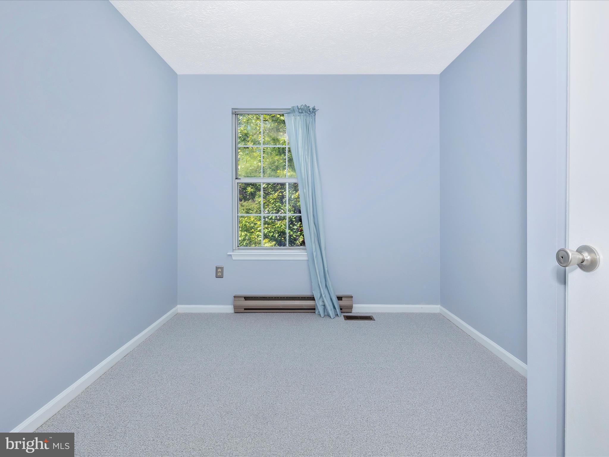 POTOMAC VILLAGE - Residential