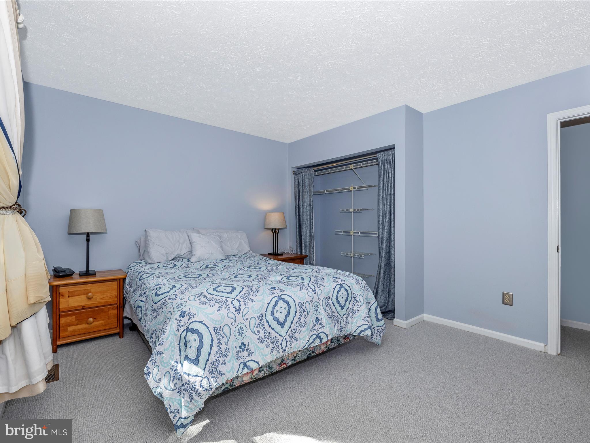 POTOMAC VILLAGE - Residential