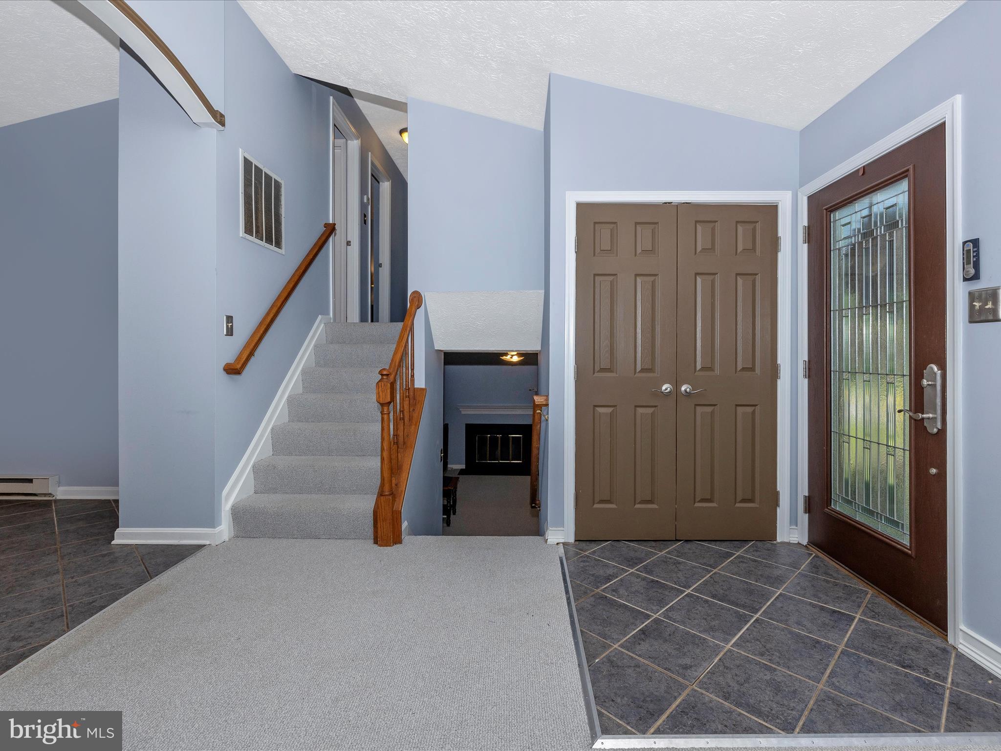 POTOMAC VILLAGE - Residential