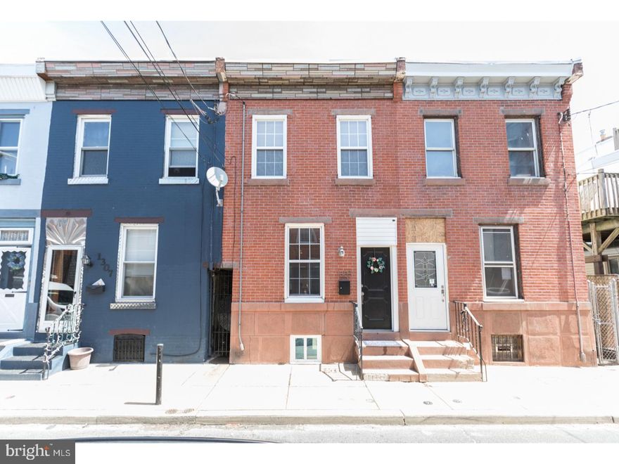 Welcome to 1305 E Oxford St, a 2 bed 1 1/2 bath property with 1100 sq ft of living space and located half a block from Hetzell Playground in red hot Fishtown! This 2 story brick-front home has beautiful hardwood floors throughout spacious living room/dining room combo that opens into the breathtaking kitchen with marble countertops, stainless steel appliances and elegant cabinetry. Behind the kitchen you'll find the 1/2 bath, laundry closet and exit to rear fenced in yard big enough for outdoor entertaining. Second floor offers two large bedrooms with good amount of closet space and a gorgeous bathroom with whirlpool tub, stand up shower and modern glass bowl sink. Situated on a great block near to public transportation, major roadways, and parks! Just a quick walk to all the great attractions Fishtown has to offer. We welcome your visit today!