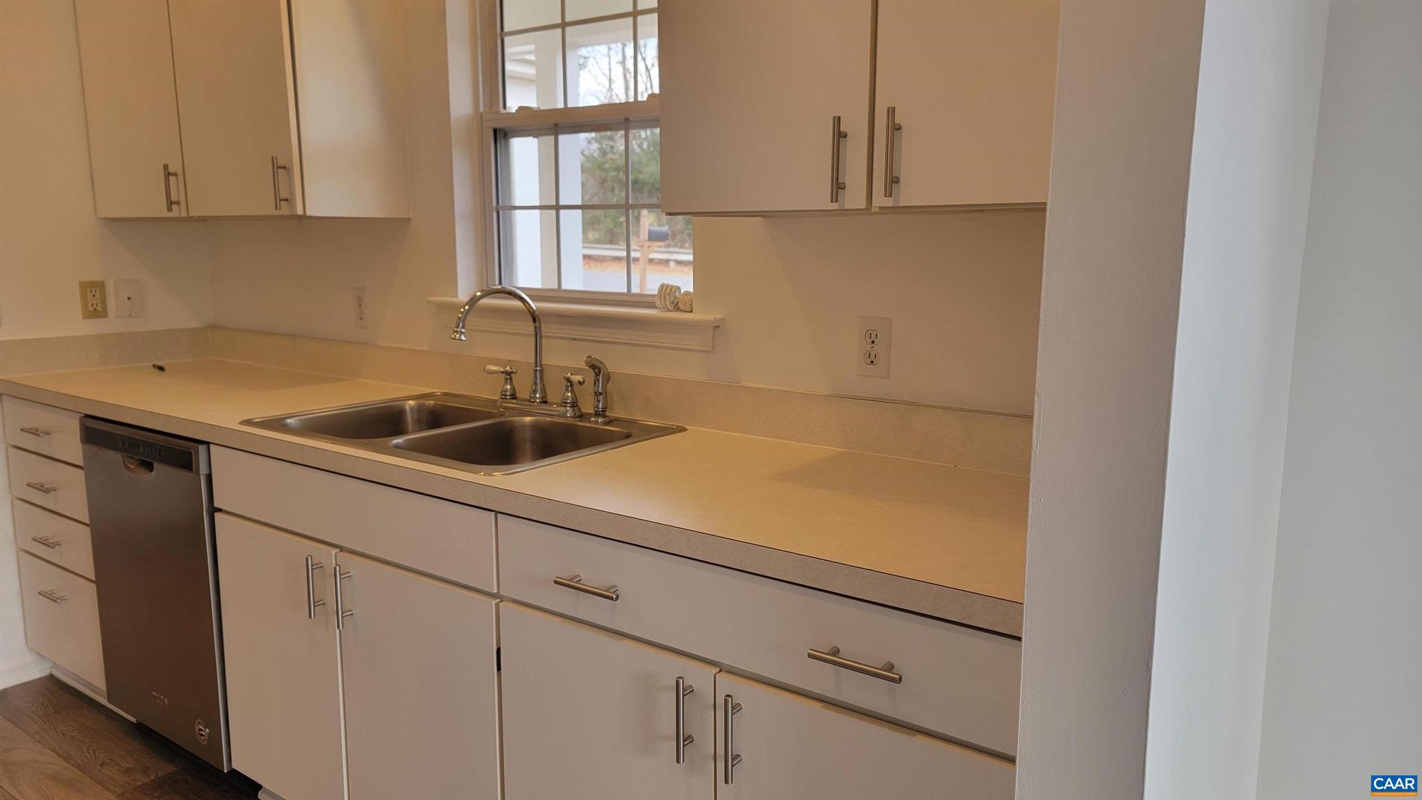 EVERGREEN VILLAGE - Residential Lease