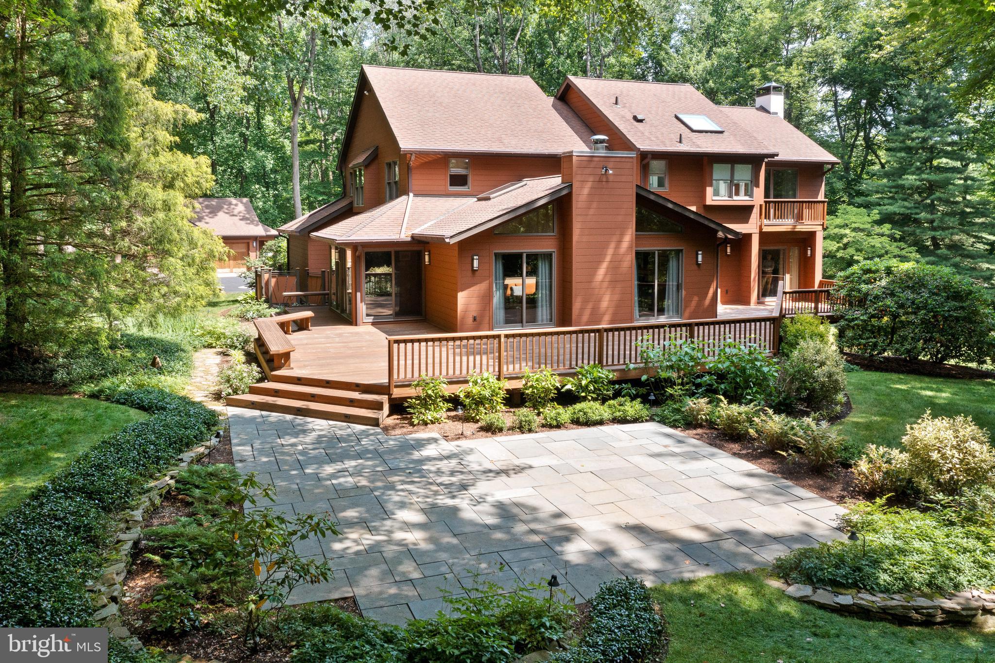 RADNOR HUNT - Residential