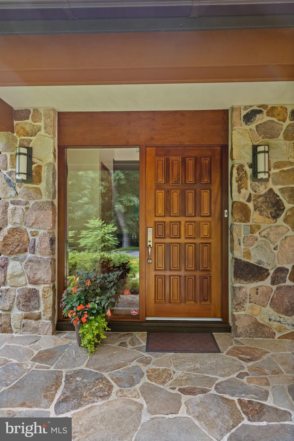 RADNOR HUNT - Residential