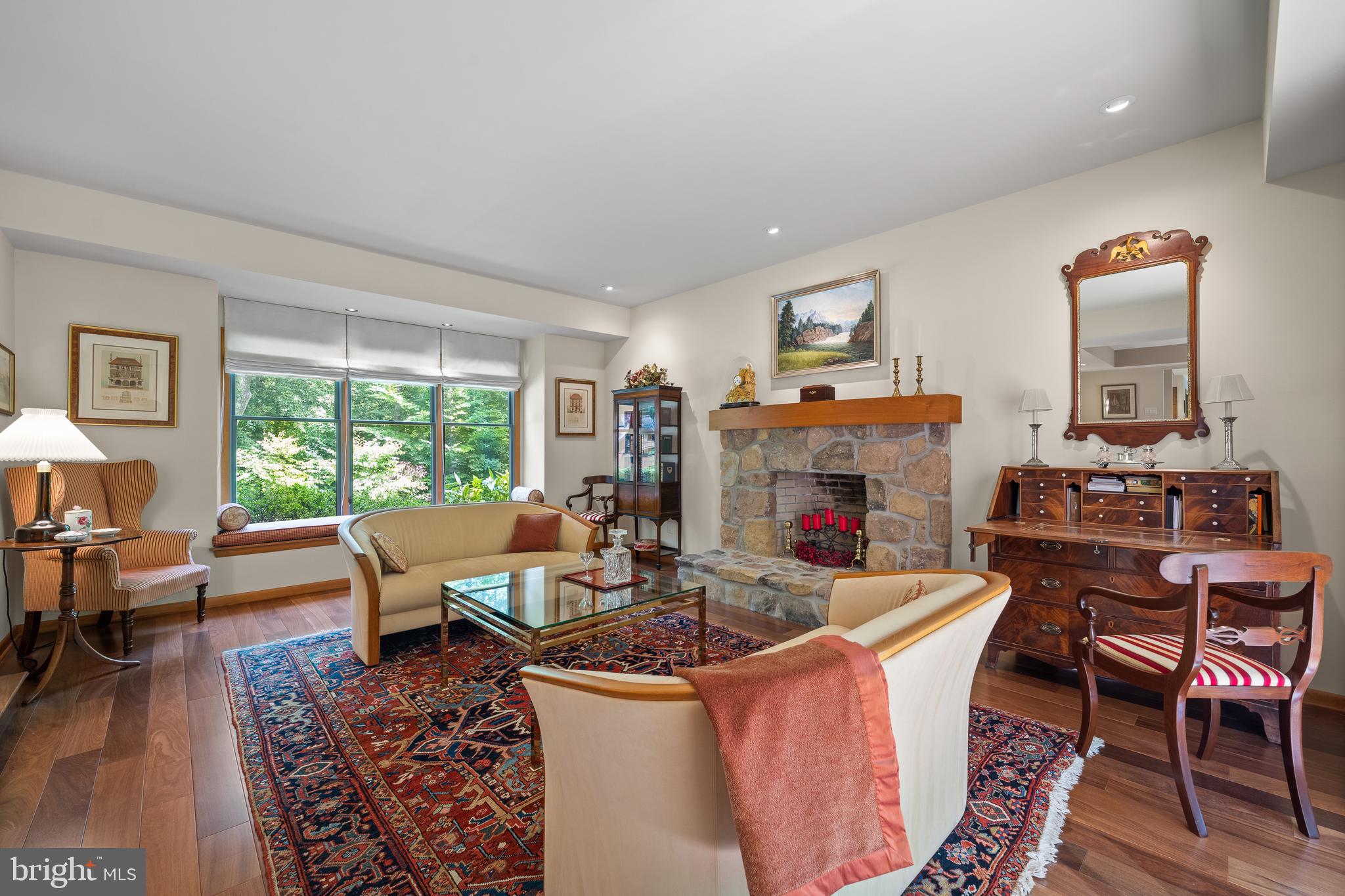 RADNOR HUNT - Residential
