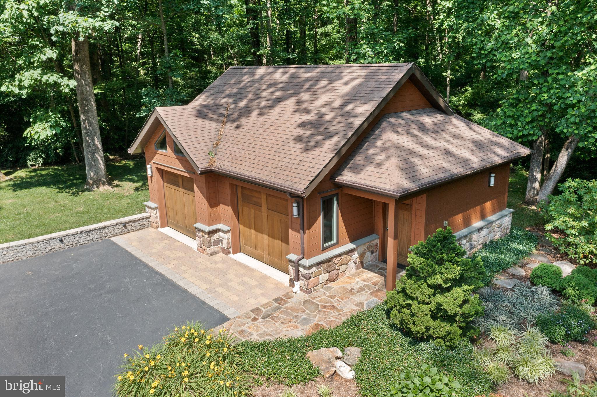 RADNOR HUNT - Residential