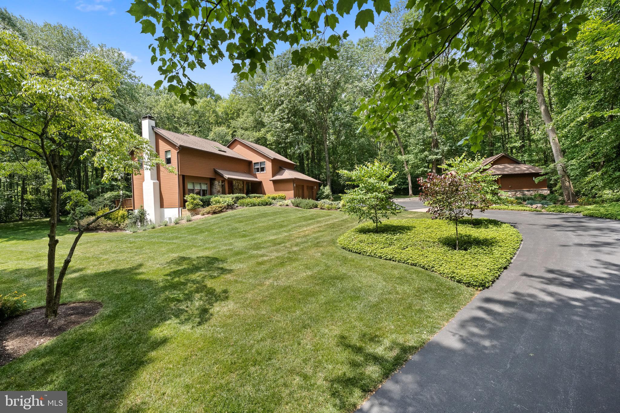 RADNOR HUNT - Residential