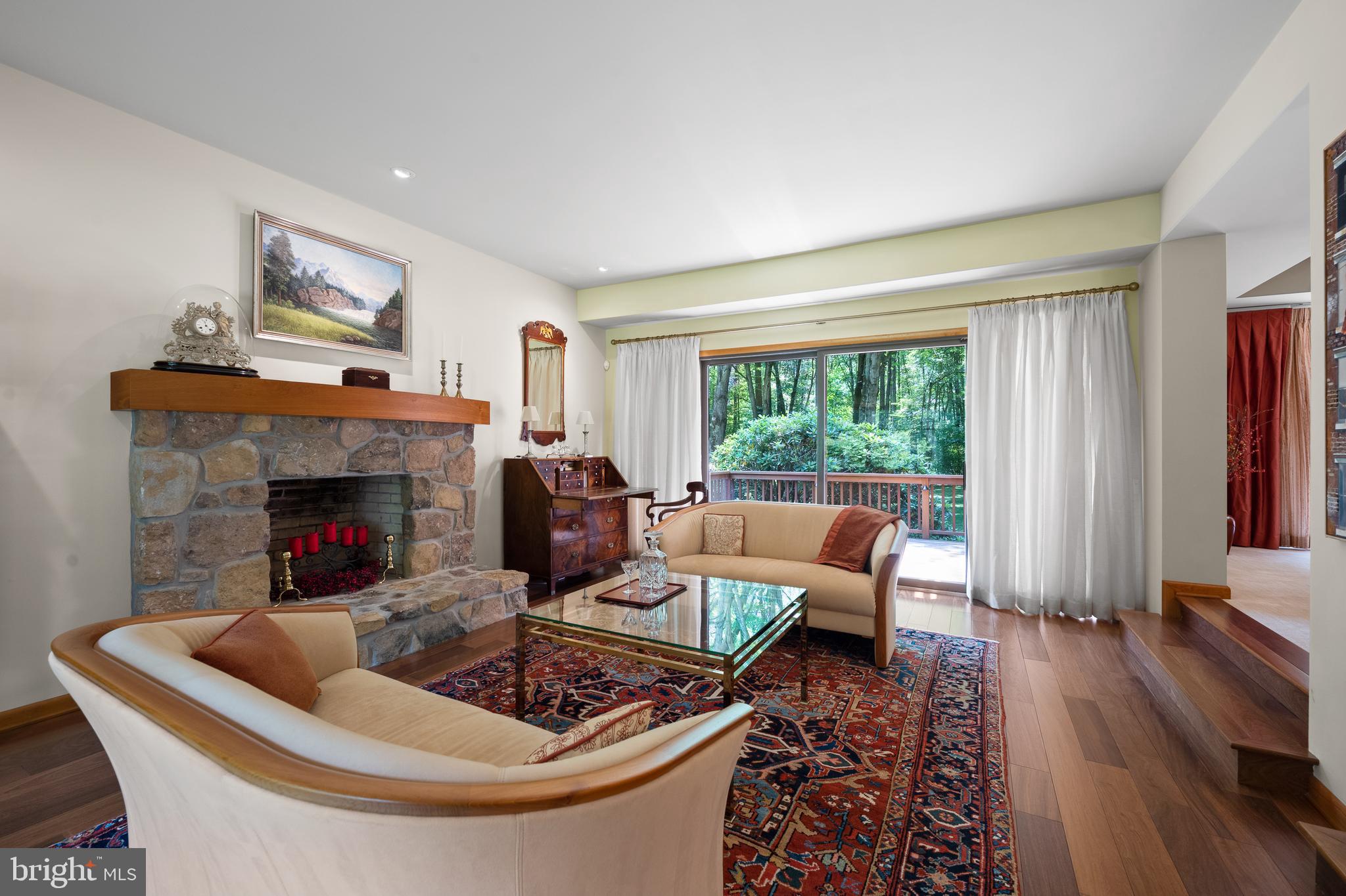 RADNOR HUNT - Residential