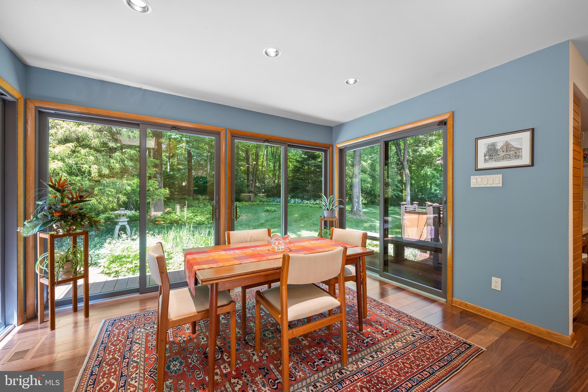 RADNOR HUNT - Residential