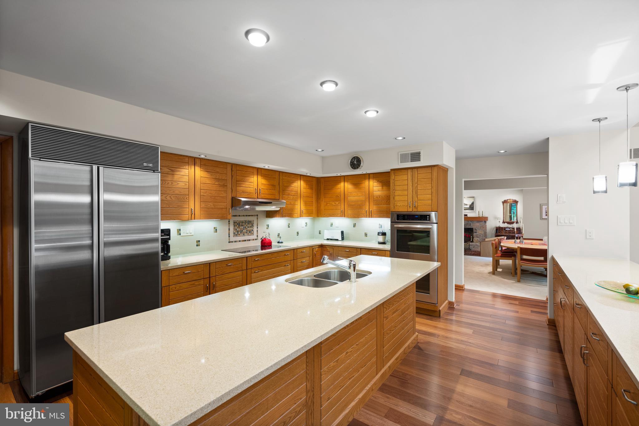 RADNOR HUNT - Residential