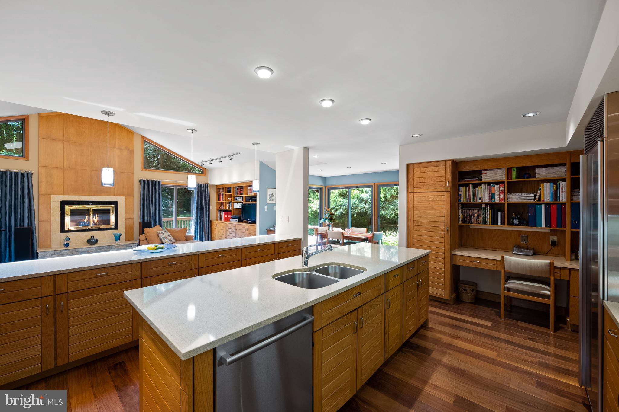 RADNOR HUNT - Residential