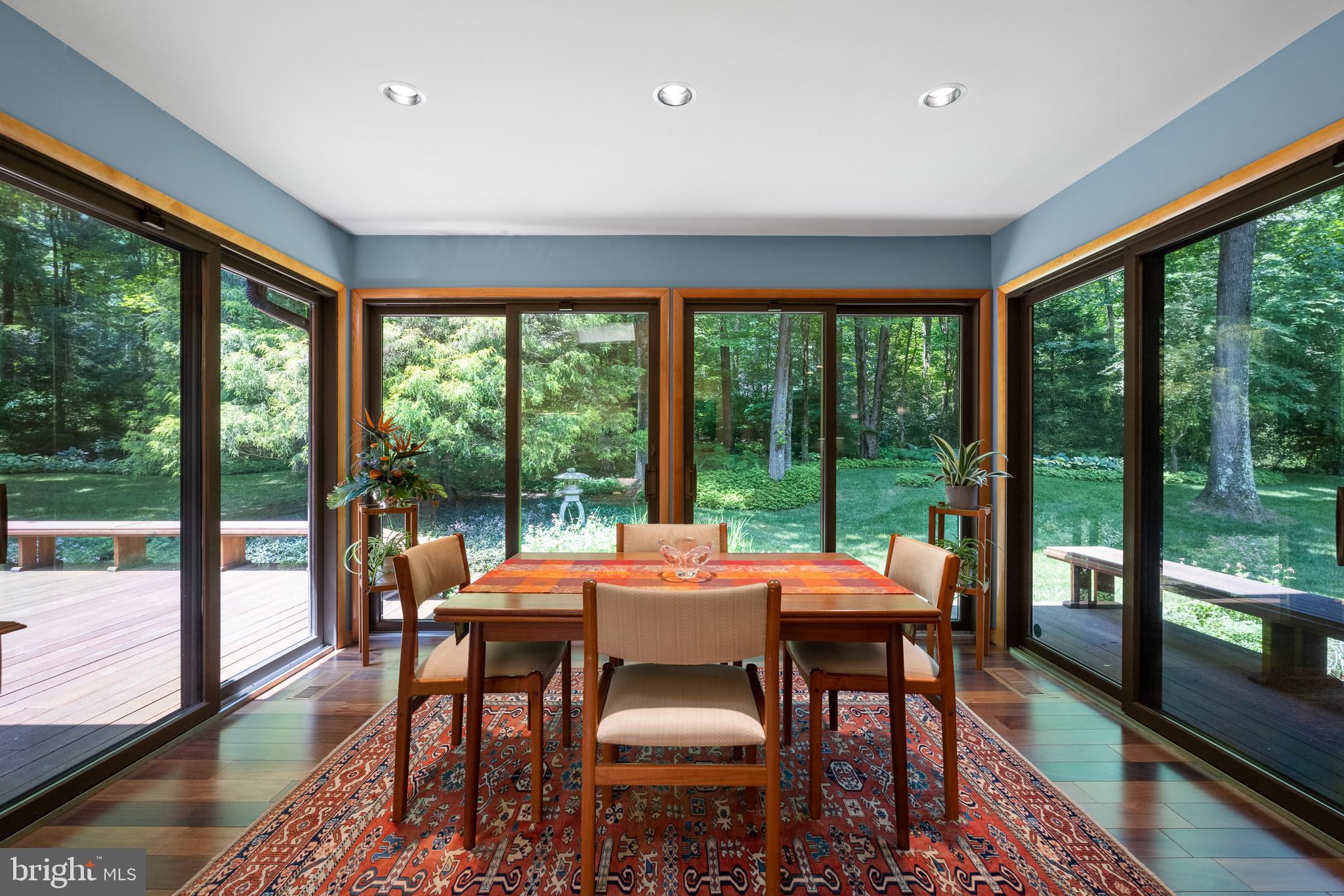 RADNOR HUNT - Residential