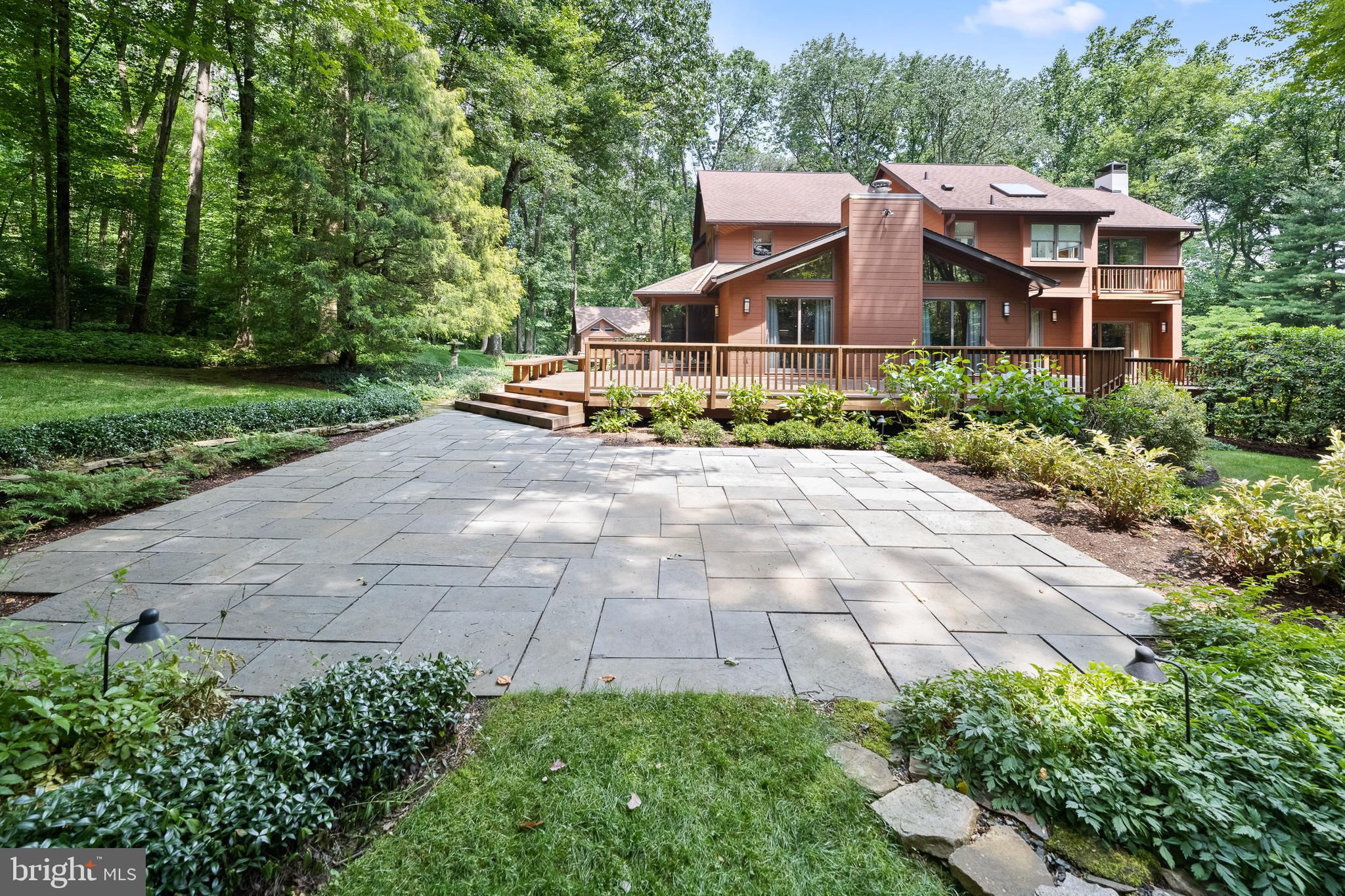RADNOR HUNT - Residential