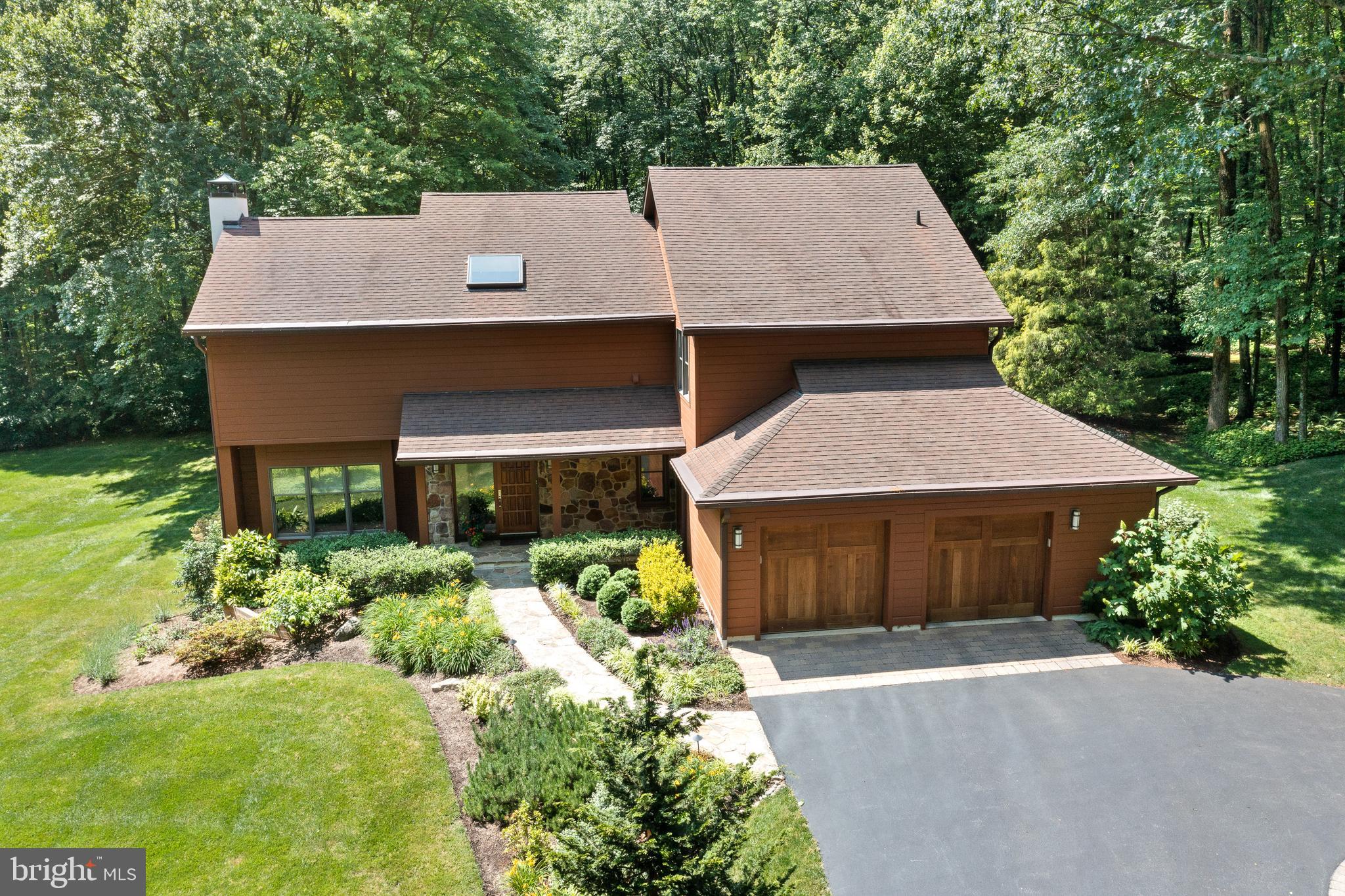 RADNOR HUNT - Residential