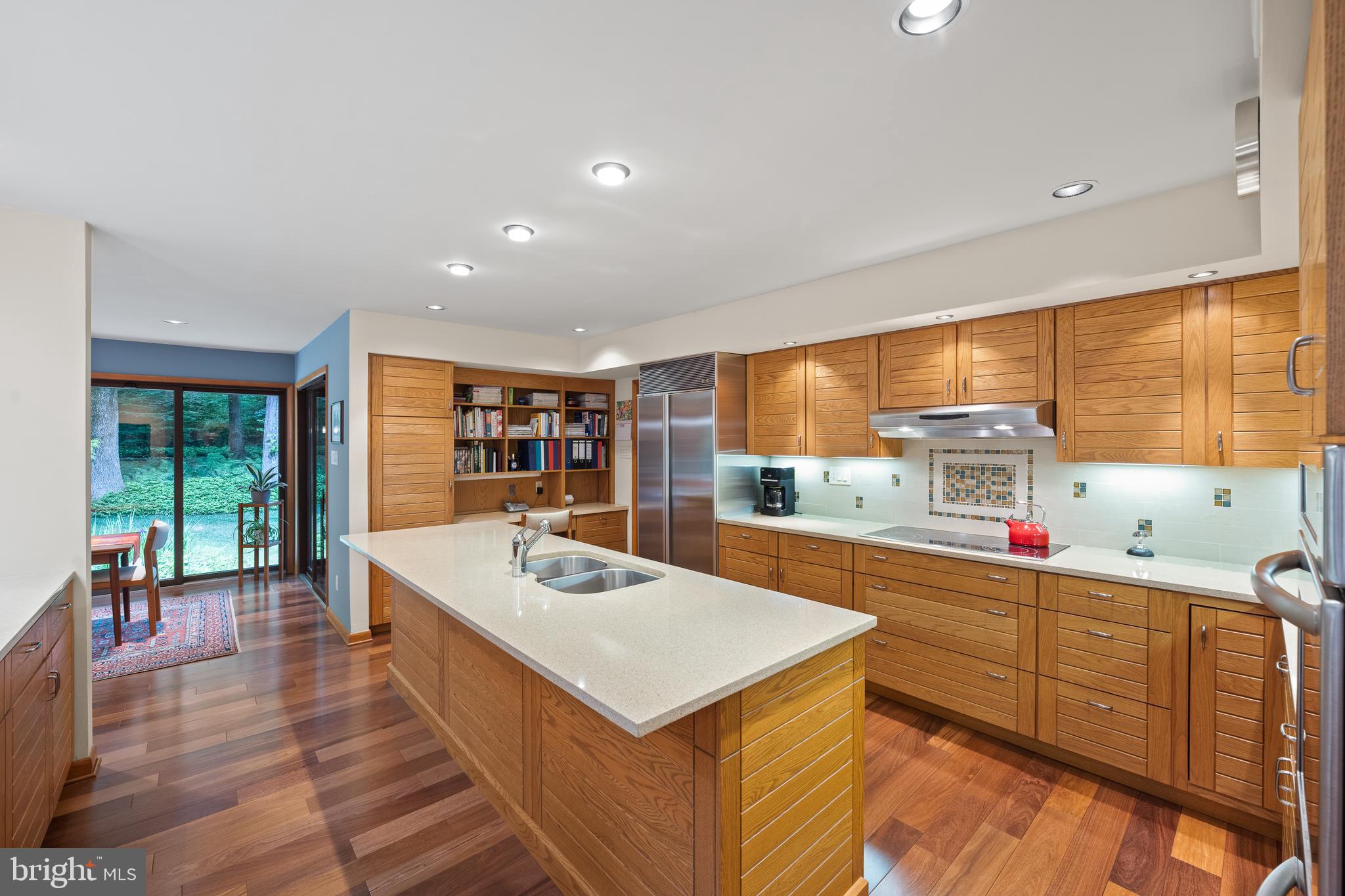 RADNOR HUNT - Residential