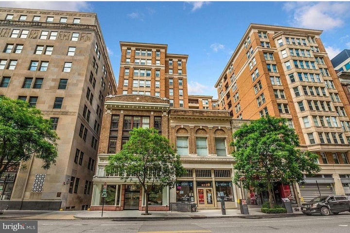 Photo 1 of 32 — 915 NW E STREET NW 1004, WASHINGTON, DC 20004