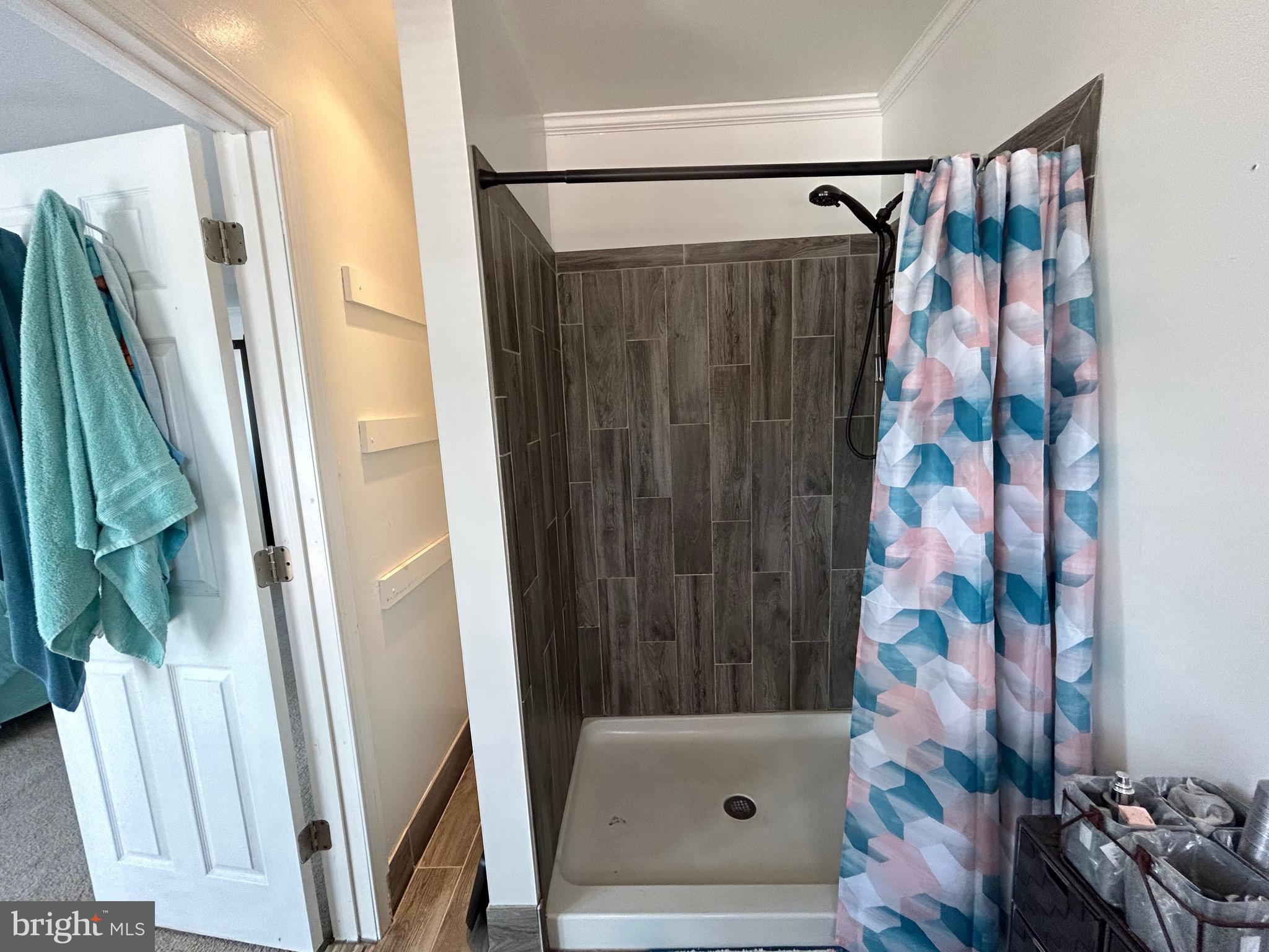 SANDY POINT - Residential