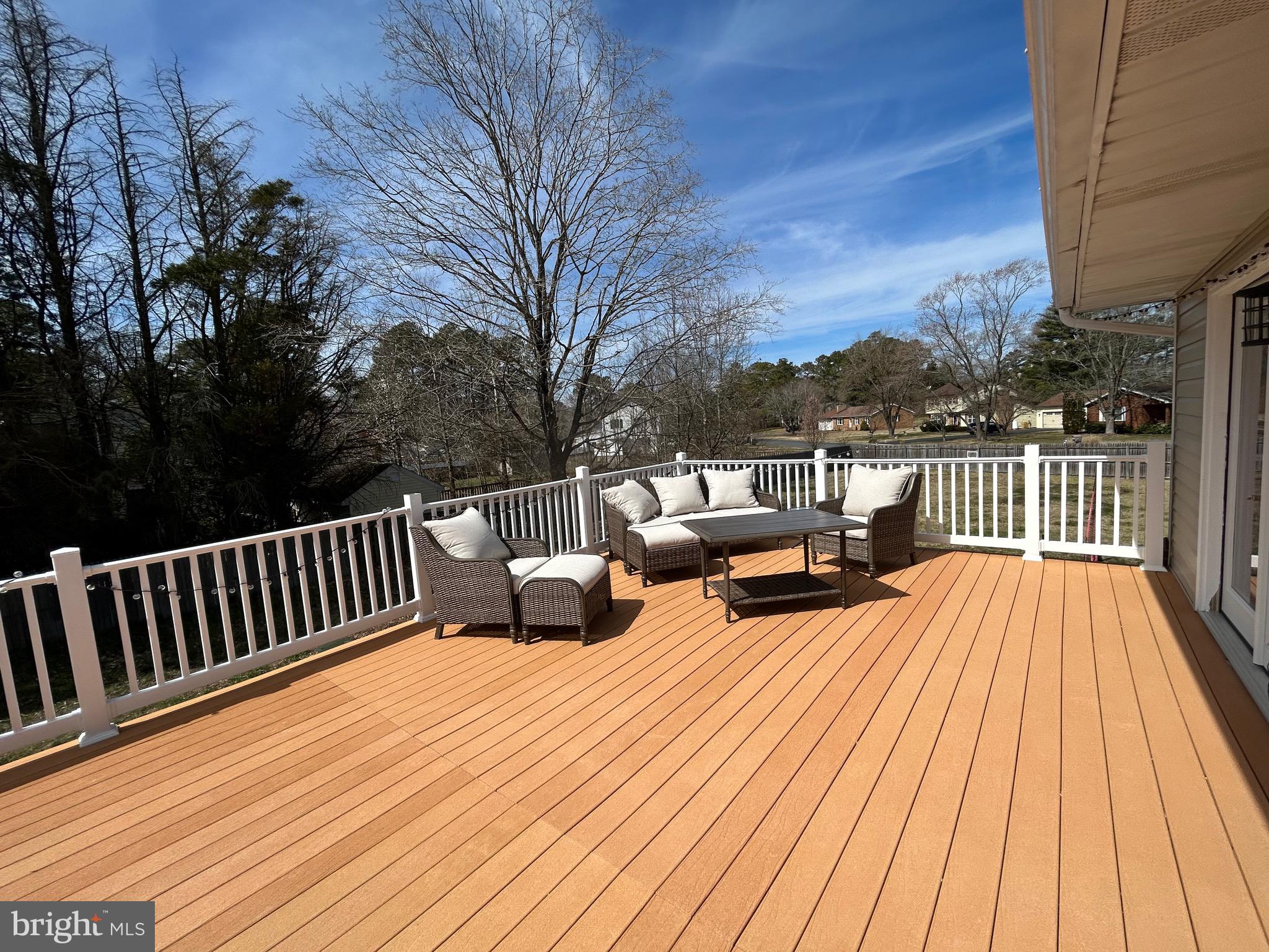 SANDY POINT - Residential