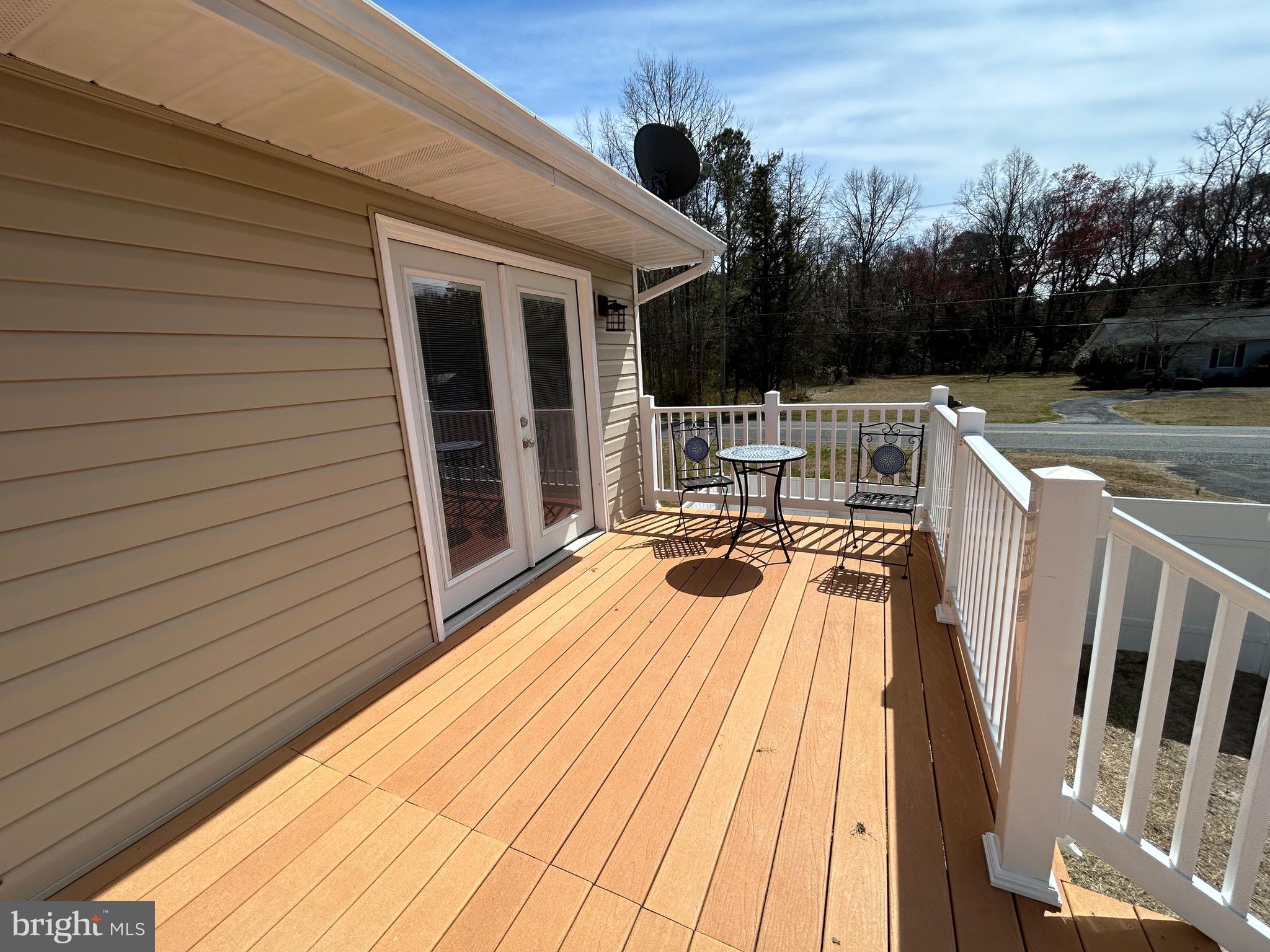 SANDY POINT - Residential